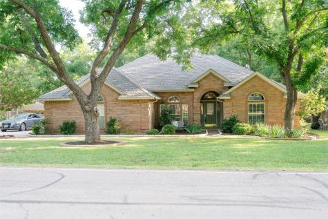 9216 Hanging Moss Drive Granbury TX 76049