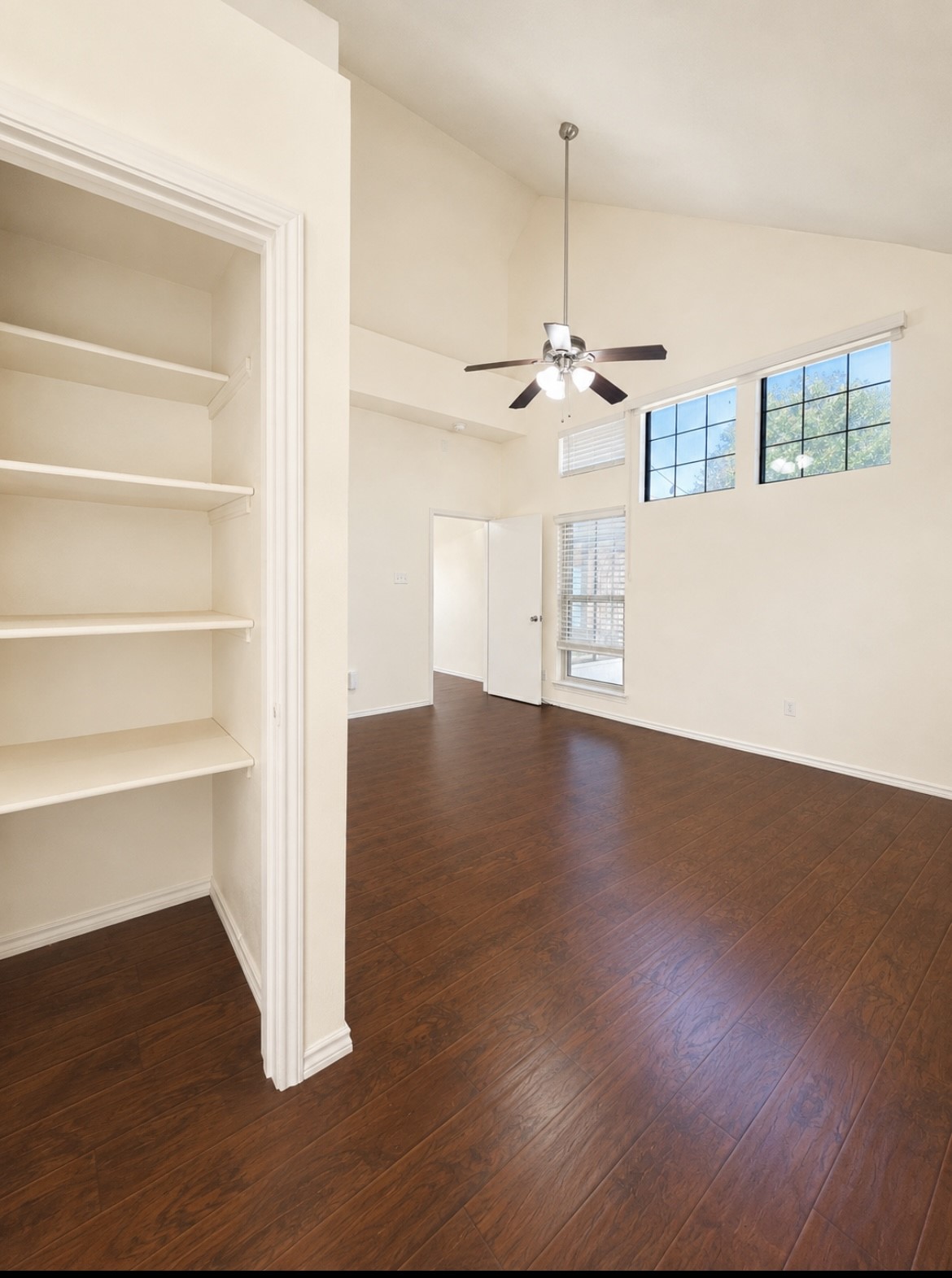 507 Briarcliff Garland TX 75043