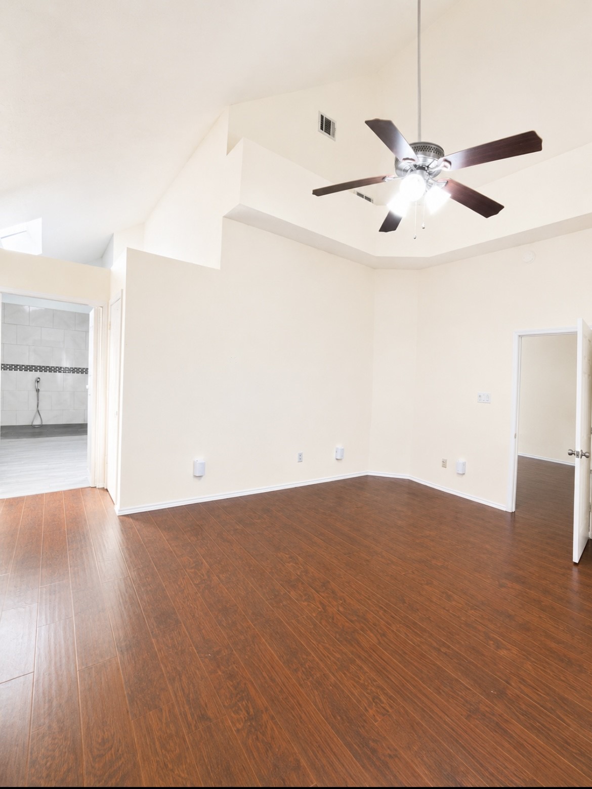 507 Briarcliff Garland TX 75043