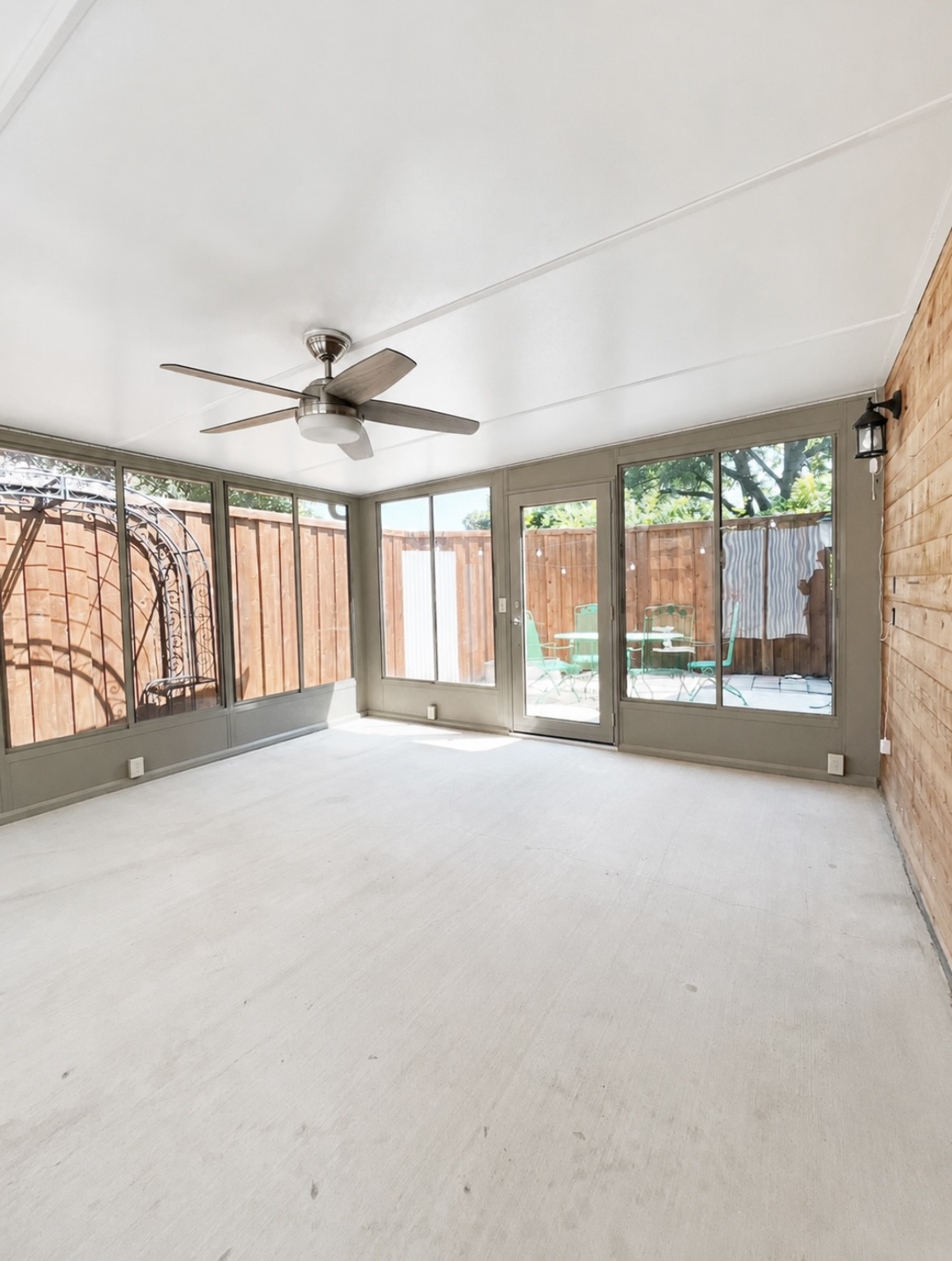 507 Briarcliff Garland TX 75043