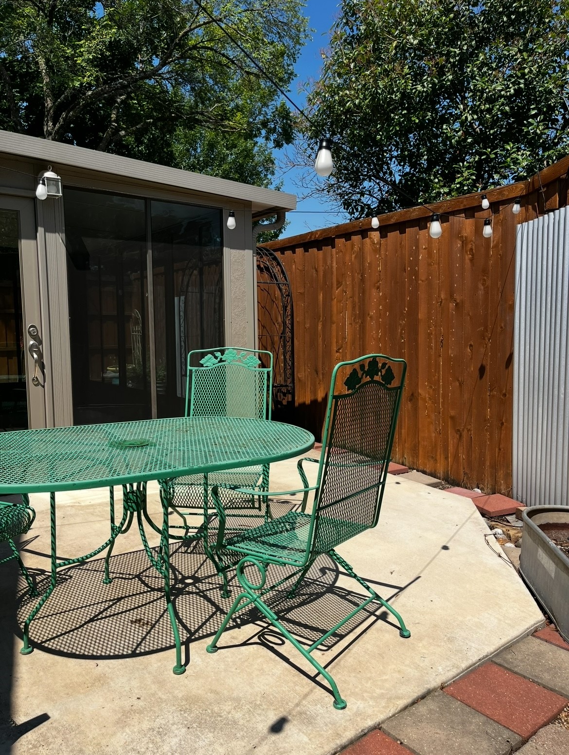 507 Briarcliff Garland TX 75043