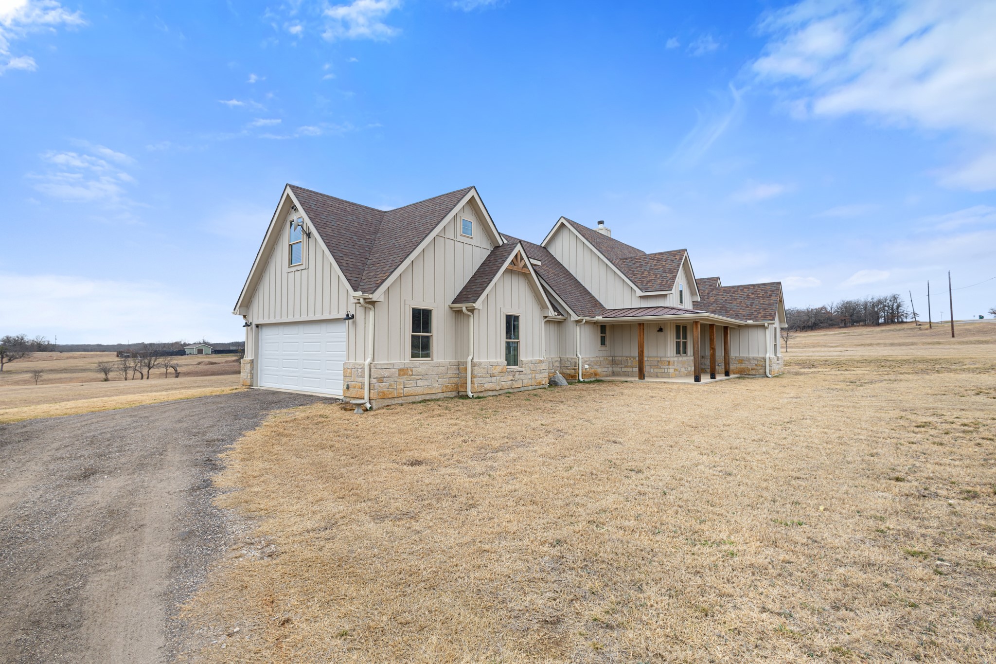 476 Silver Leaf Drive Sunset TX 76270