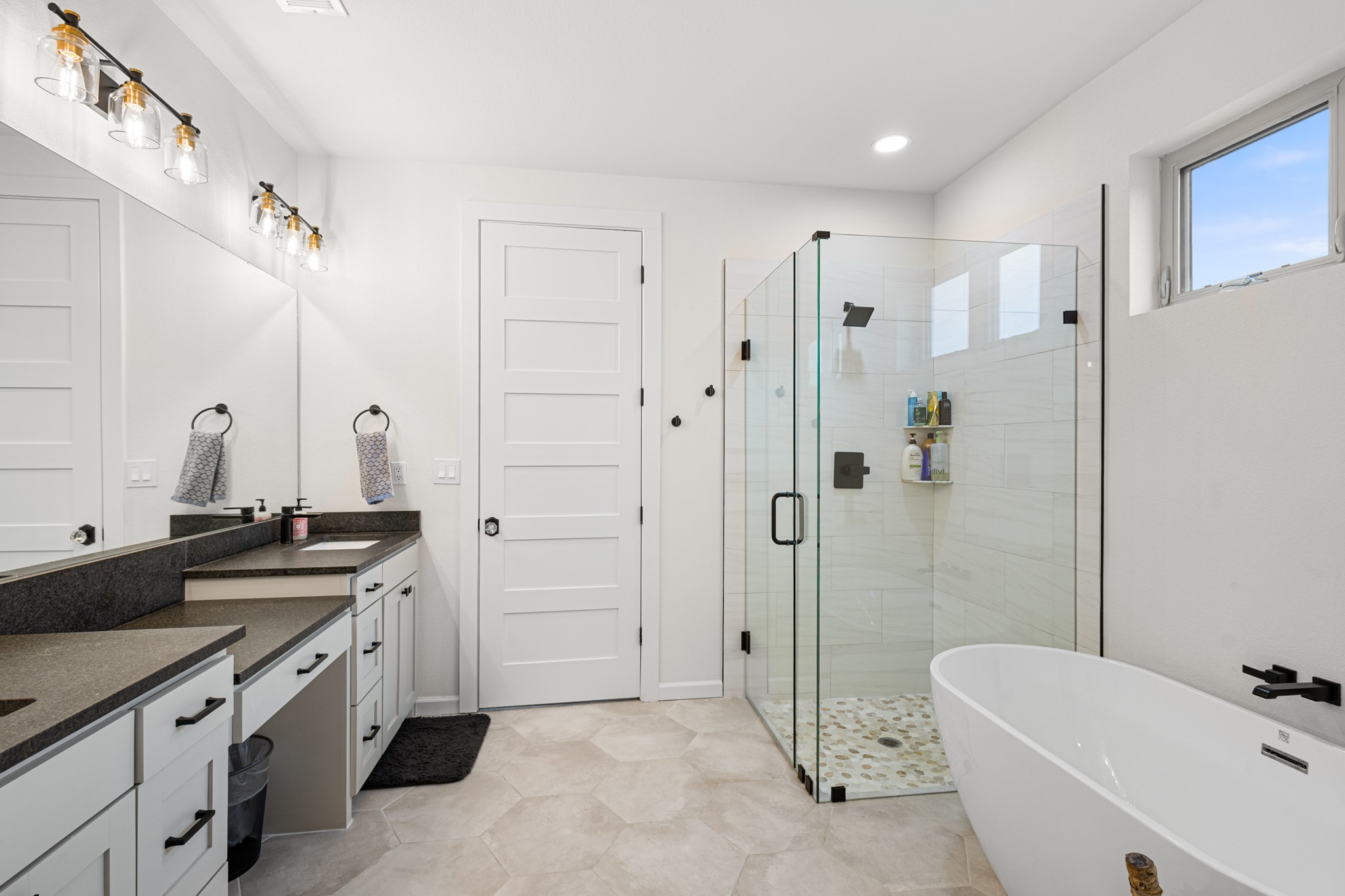 476 Silver Leaf Drive Sunset TX 76270