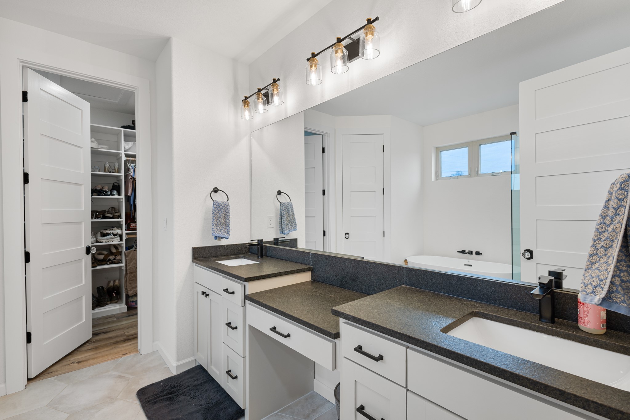 476 Silver Leaf Drive Sunset TX 76270