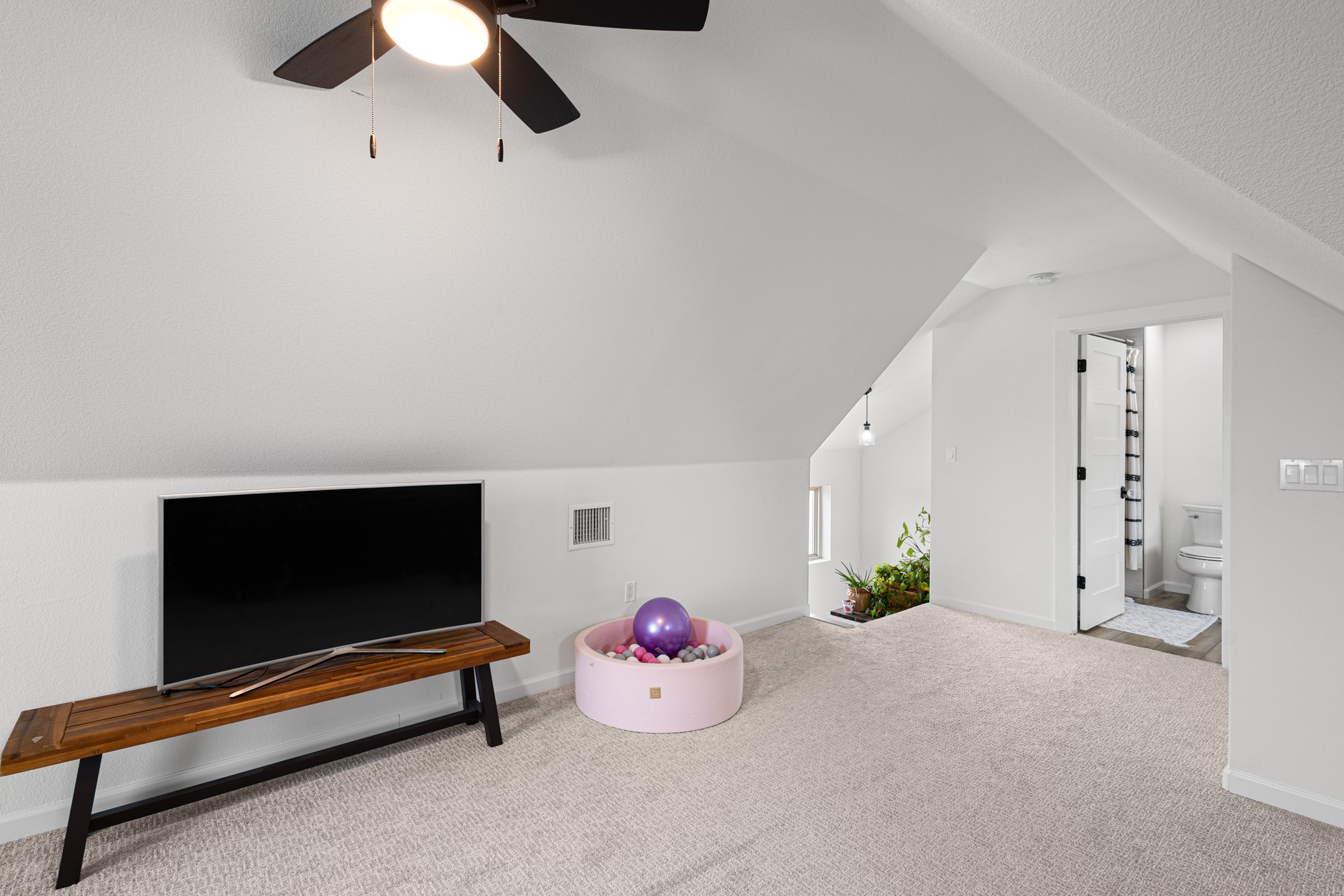 476 Silver Leaf Drive Sunset TX 76270