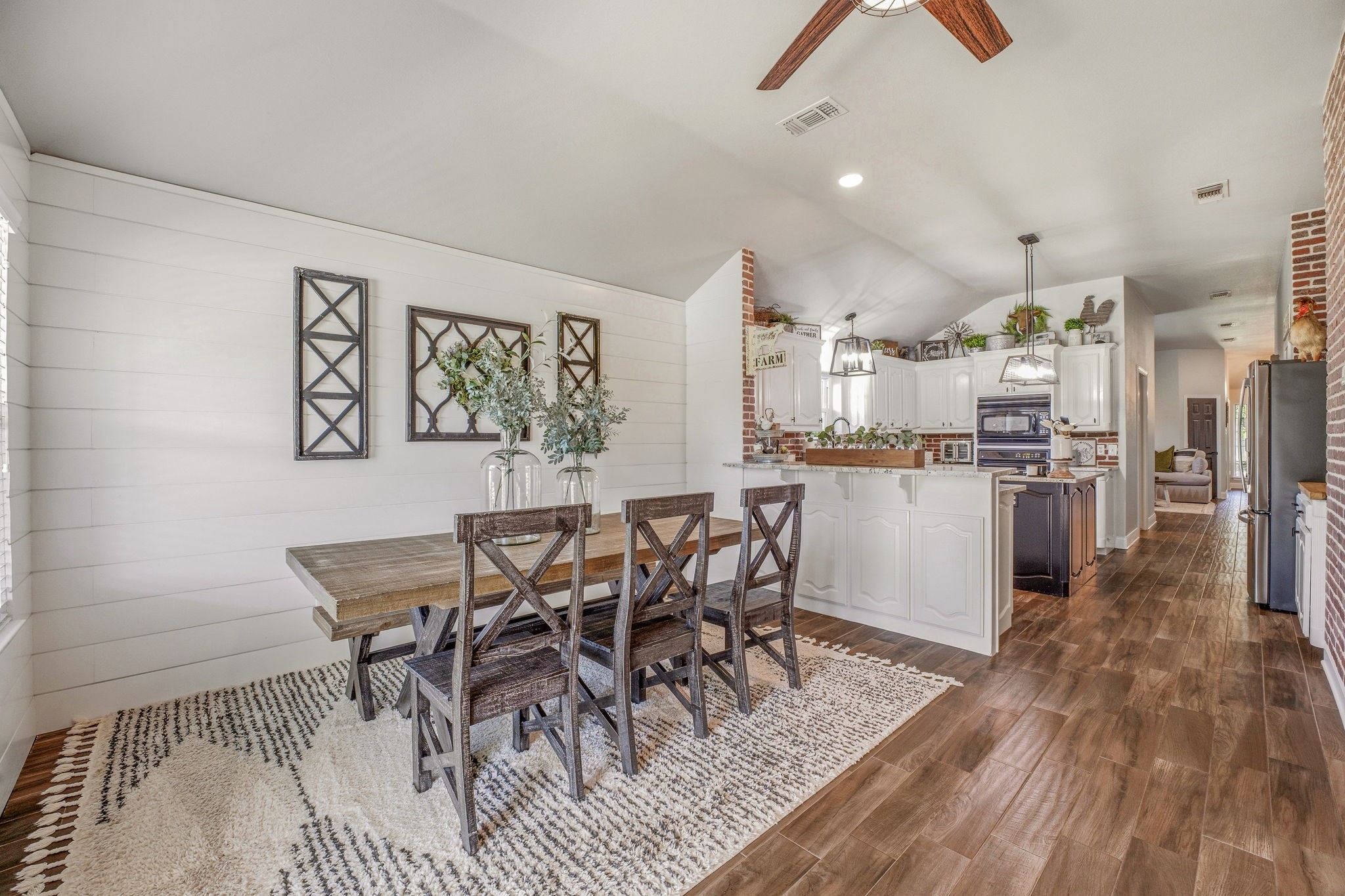 210 Southview Drive Hudson Oaks TX 76087