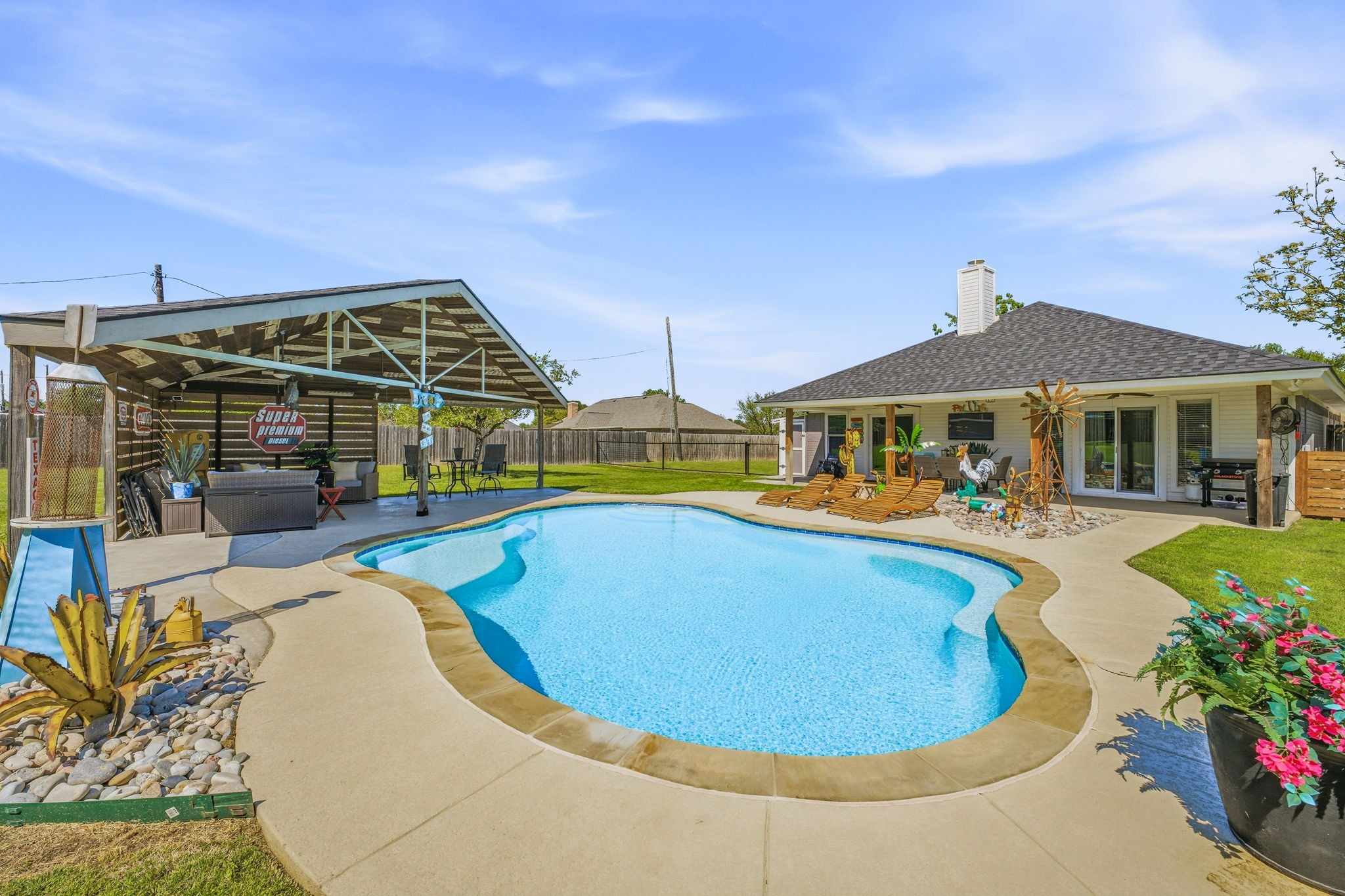 210 Southview Drive Hudson Oaks TX 76087