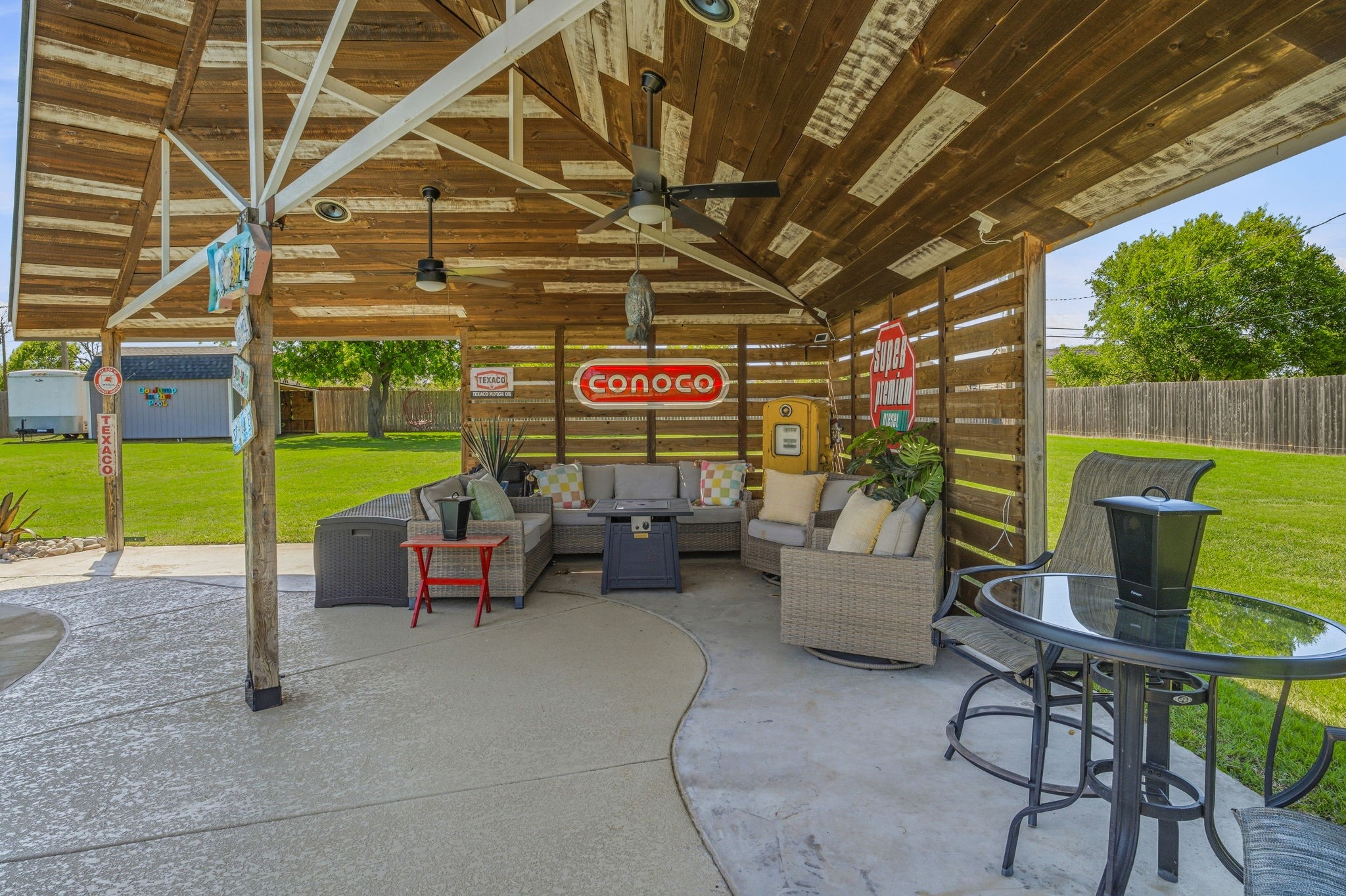 210 Southview Drive Hudson Oaks TX 76087