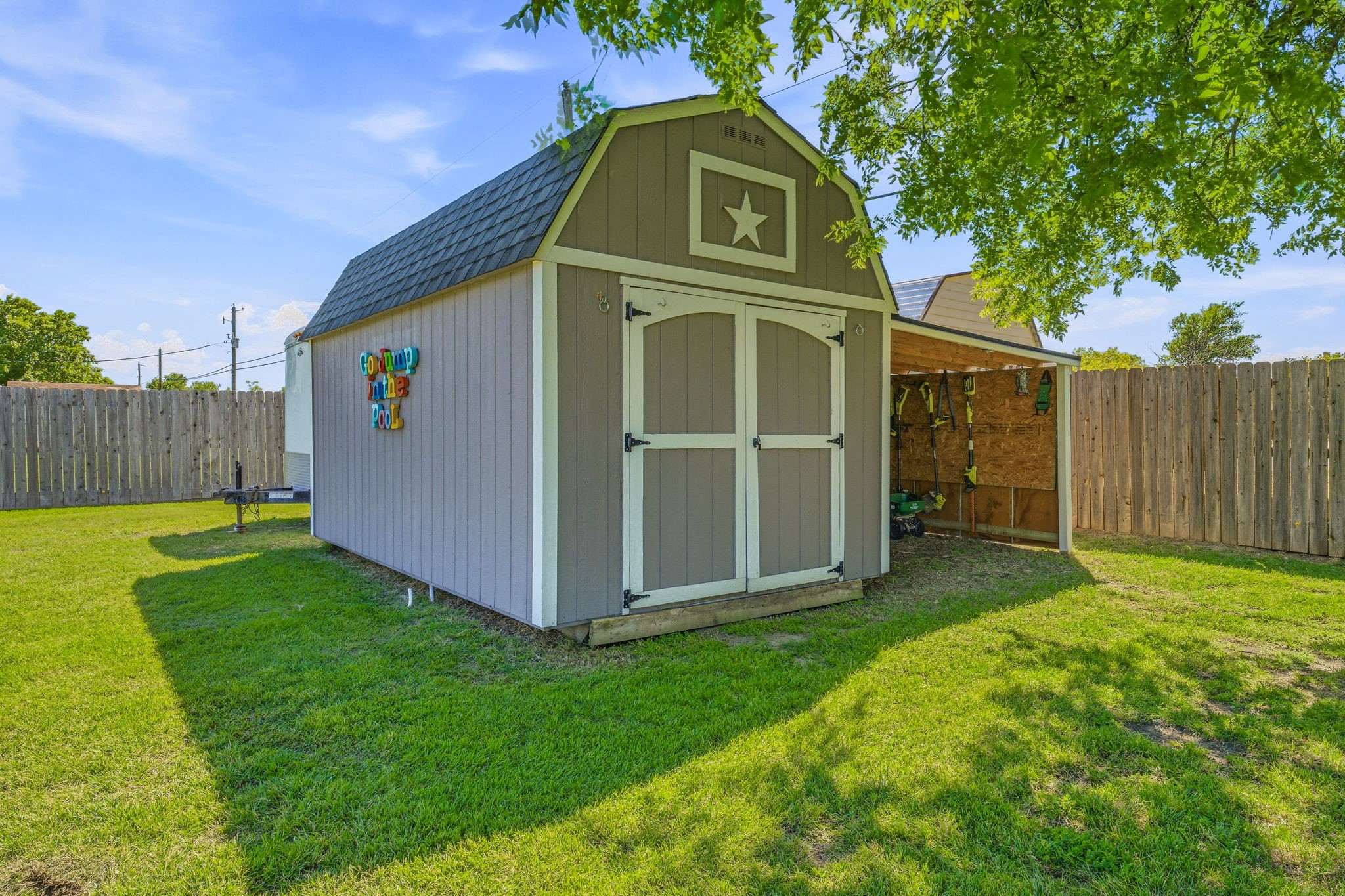 210 Southview Drive Hudson Oaks TX 76087