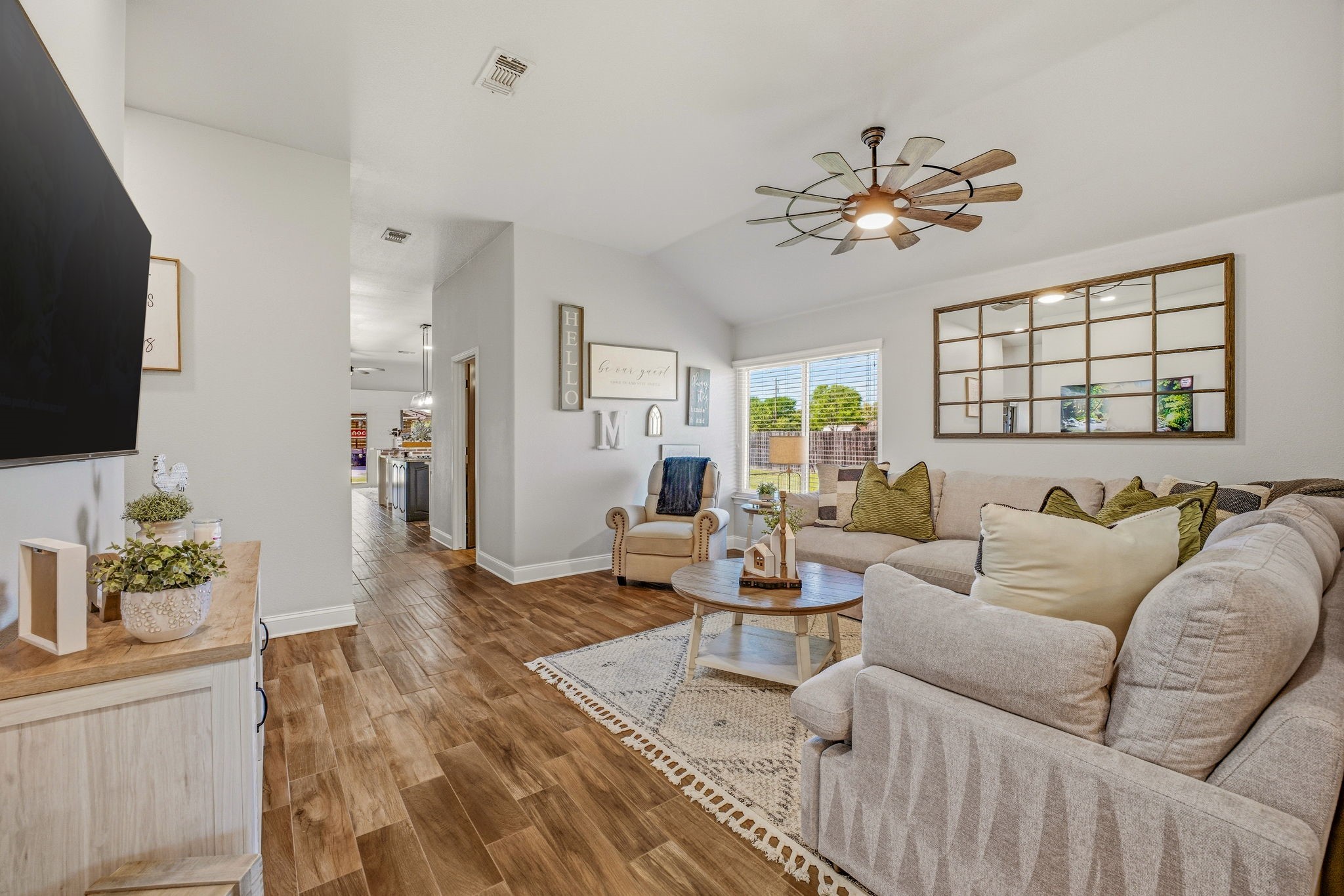 210 Southview Drive Hudson Oaks TX 76087