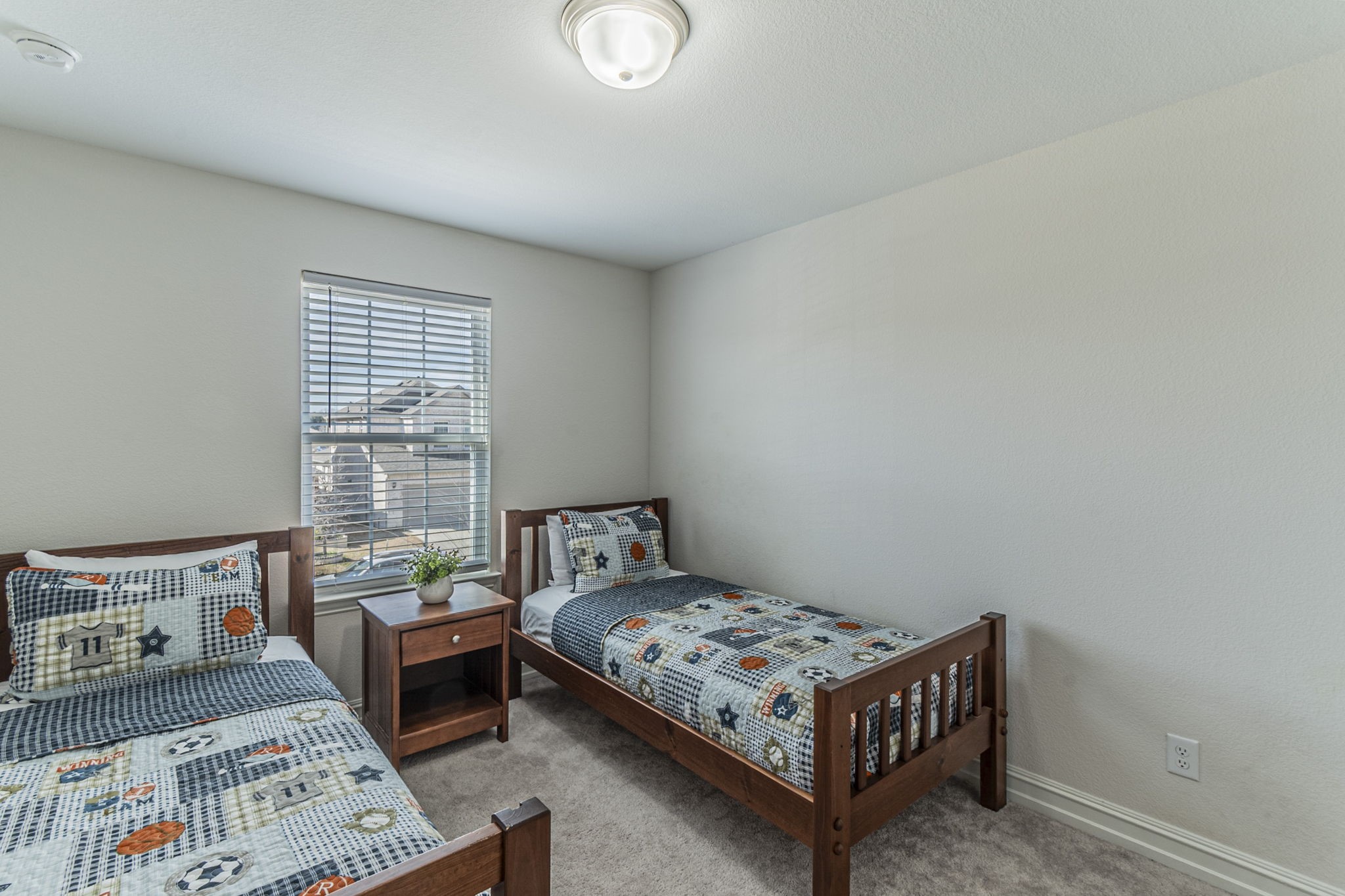 2758 Henson Lane Garland TX 75040