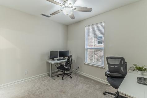 2758 Henson Lane Garland TX 75040