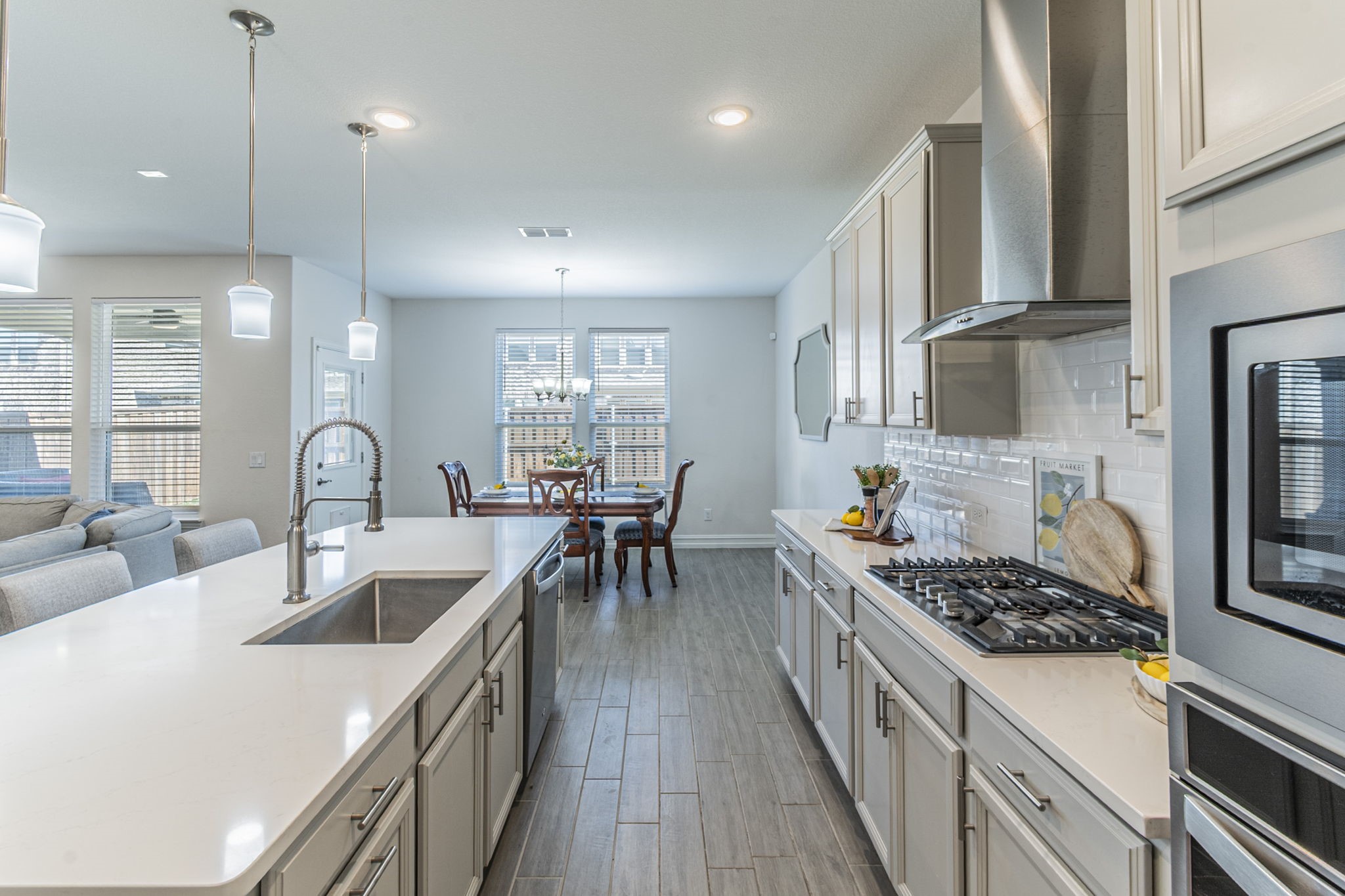 2758 Henson Lane Garland TX 75040