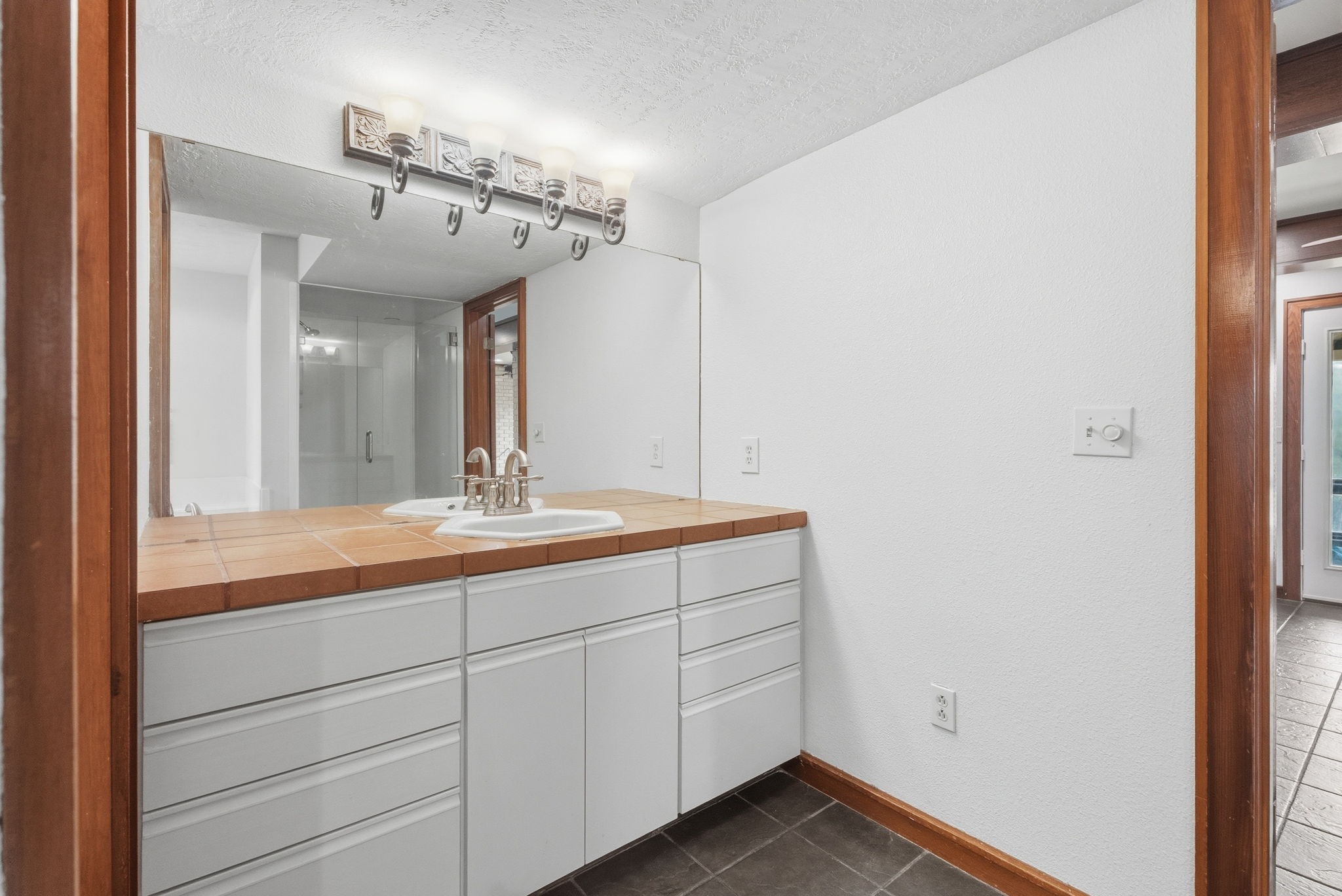 13610 Cr 283 N Whitehouse TX 75791