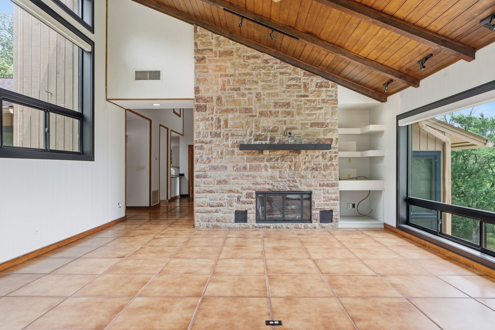 13610 Cr 283 N Whitehouse TX 75791