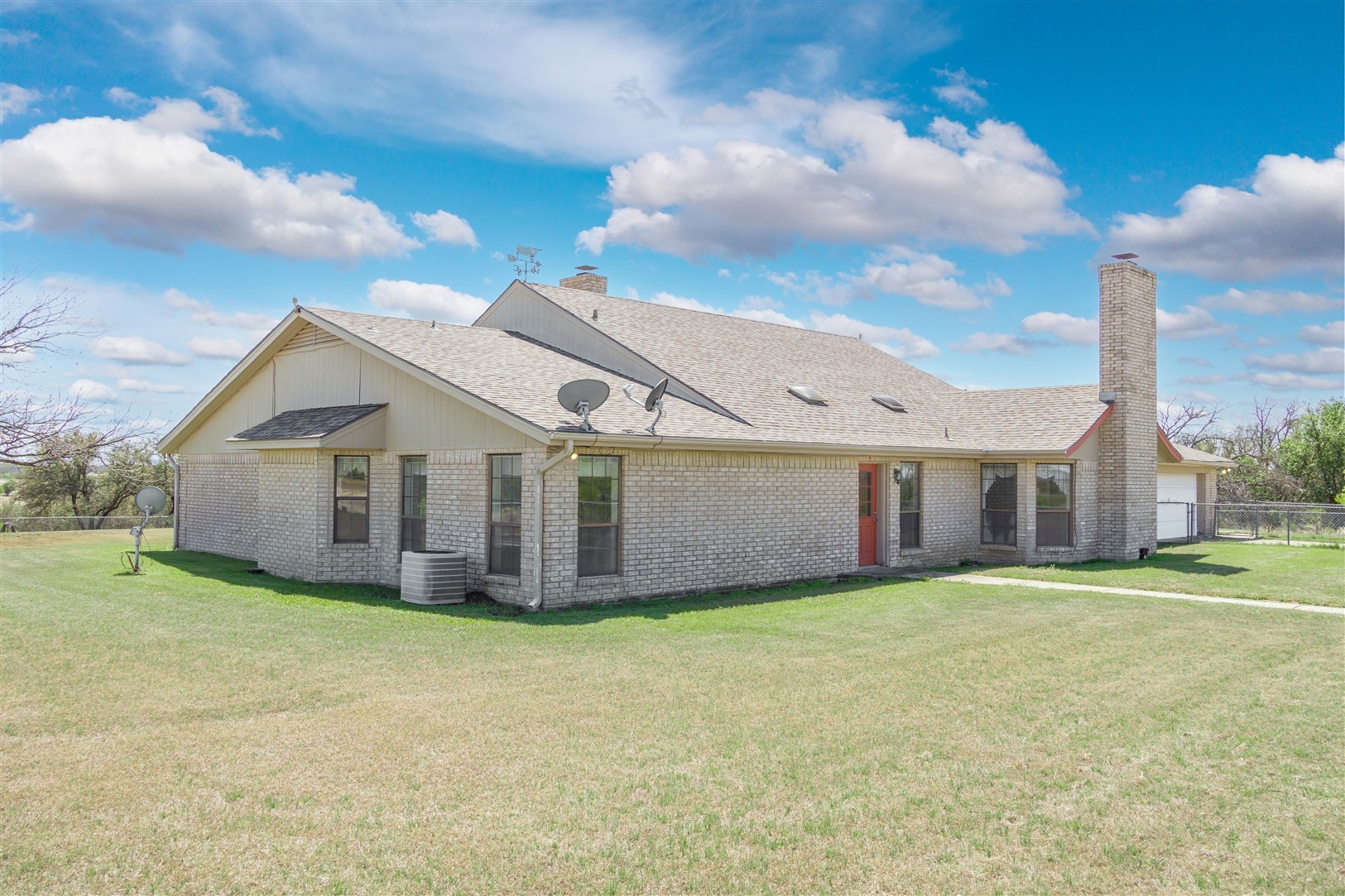 8301 County Road 351 Blanket TX 76432