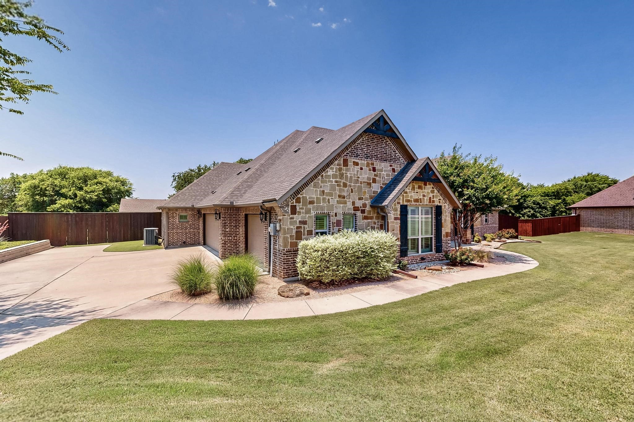 6421 Jasper Circle Midlothian TX 76065