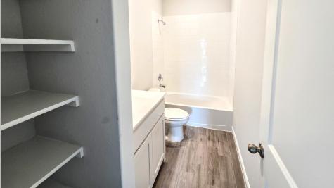 240 Kinley Street Grandview TX 76050