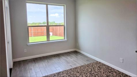 240 Kinley Street Grandview TX 76050