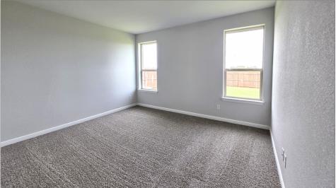 240 Kinley Street Grandview TX 76050