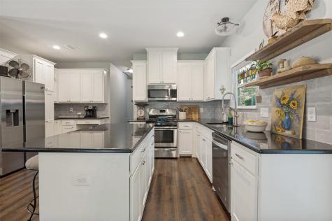 105 W Adkins Street Seagoville TX 75159