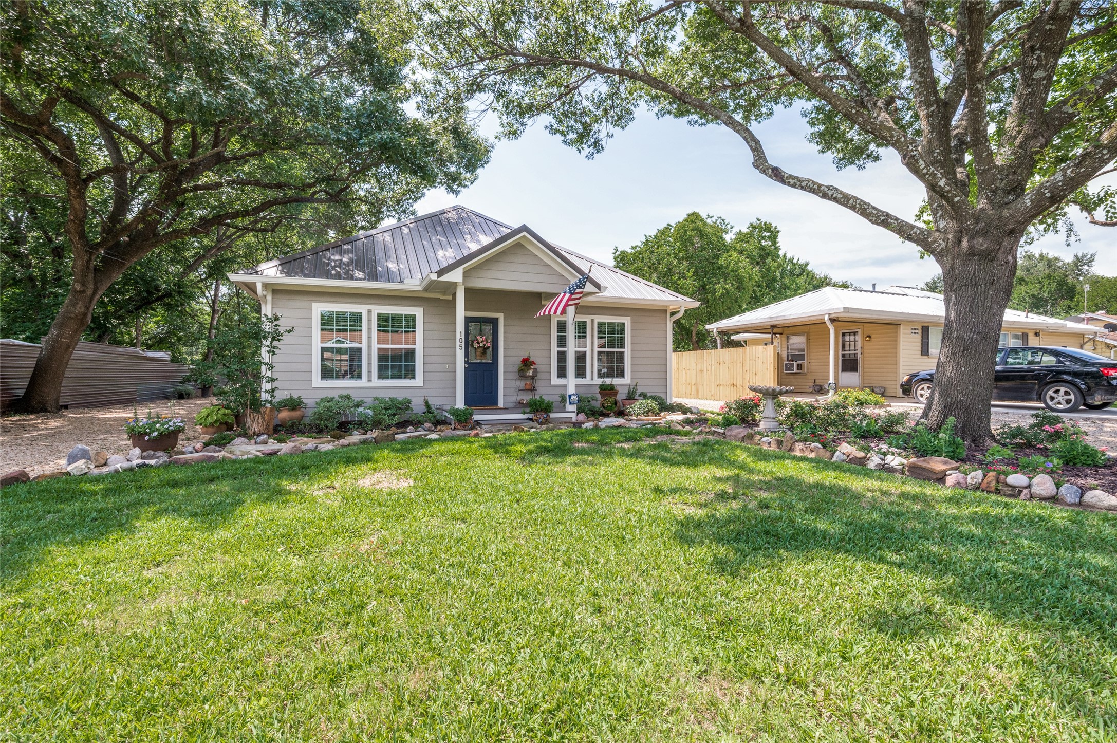 105 W Adkins Street Seagoville TX 75159