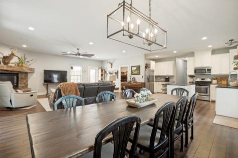 105 W Adkins Street Seagoville TX 75159
