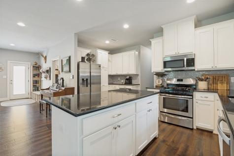 105 W Adkins Street Seagoville TX 75159