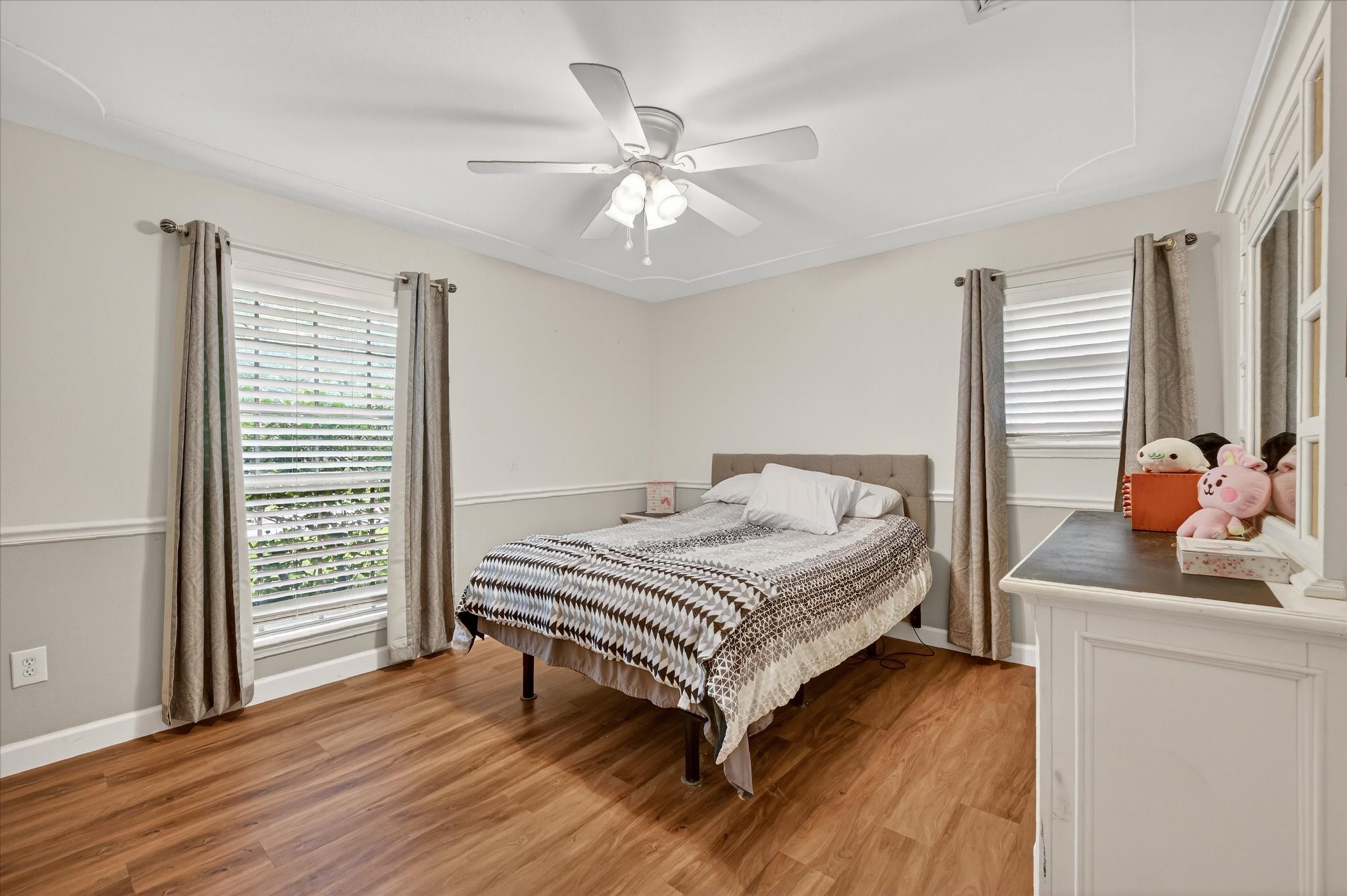 2214 Ravinia Drive Arlington TX 76012