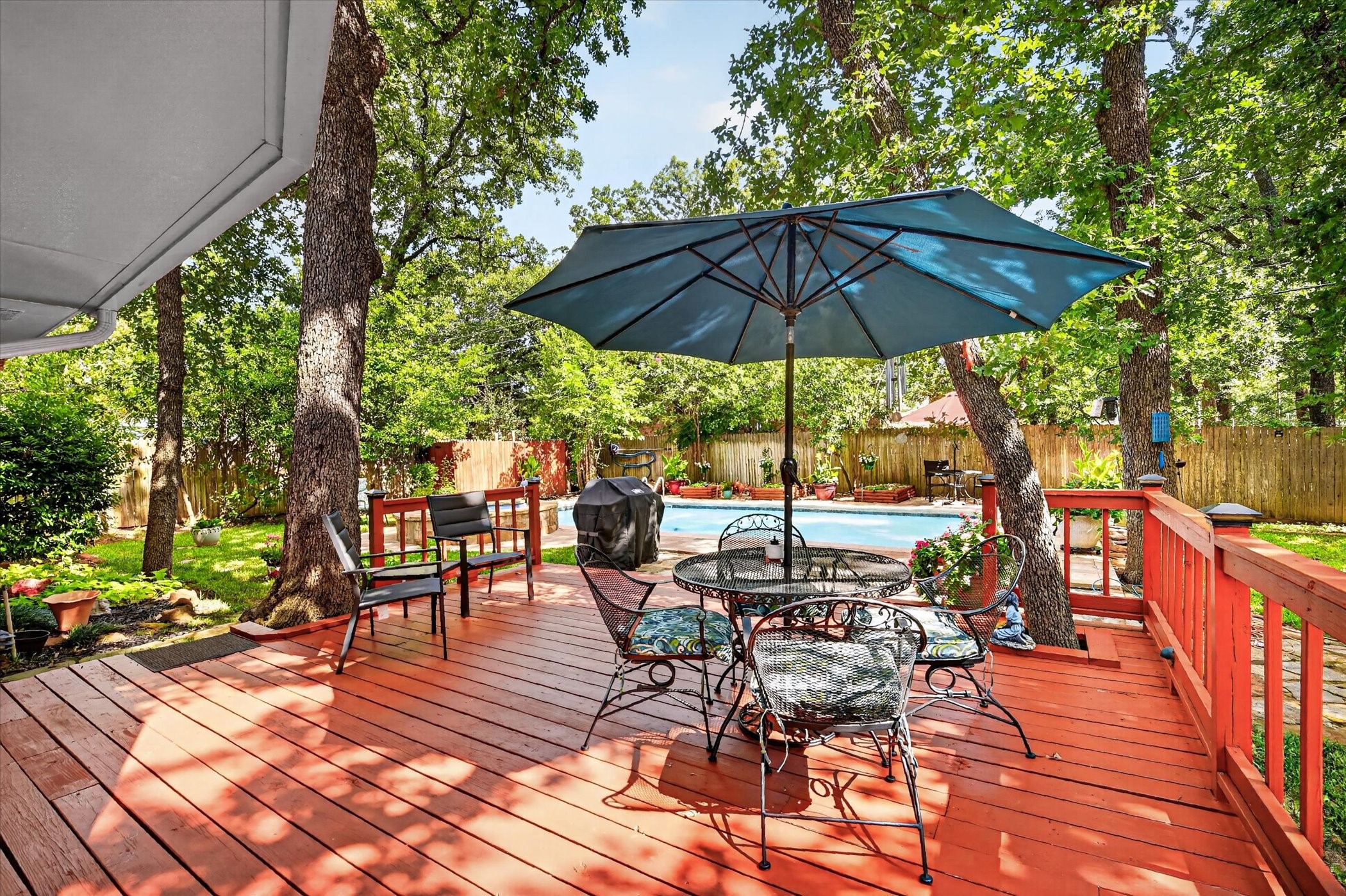 2214 Ravinia Drive Arlington TX 76012