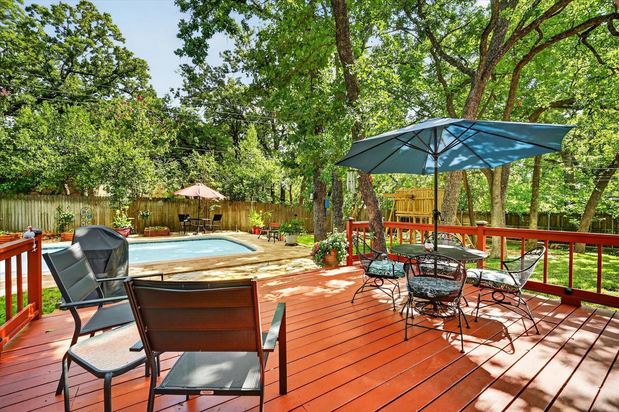 2214 Ravinia Drive Arlington TX 76012