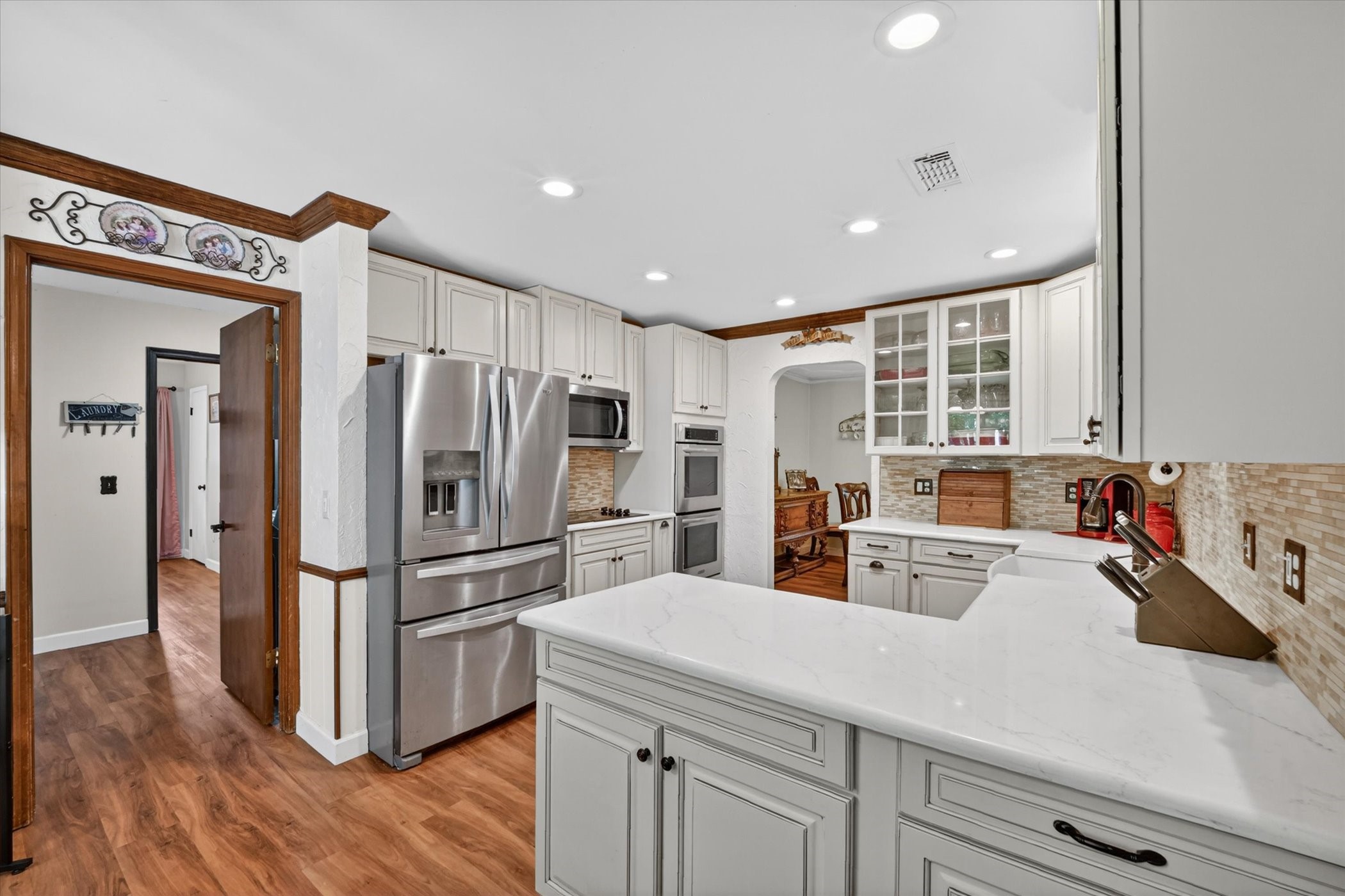 2214 Ravinia Drive Arlington TX 76012