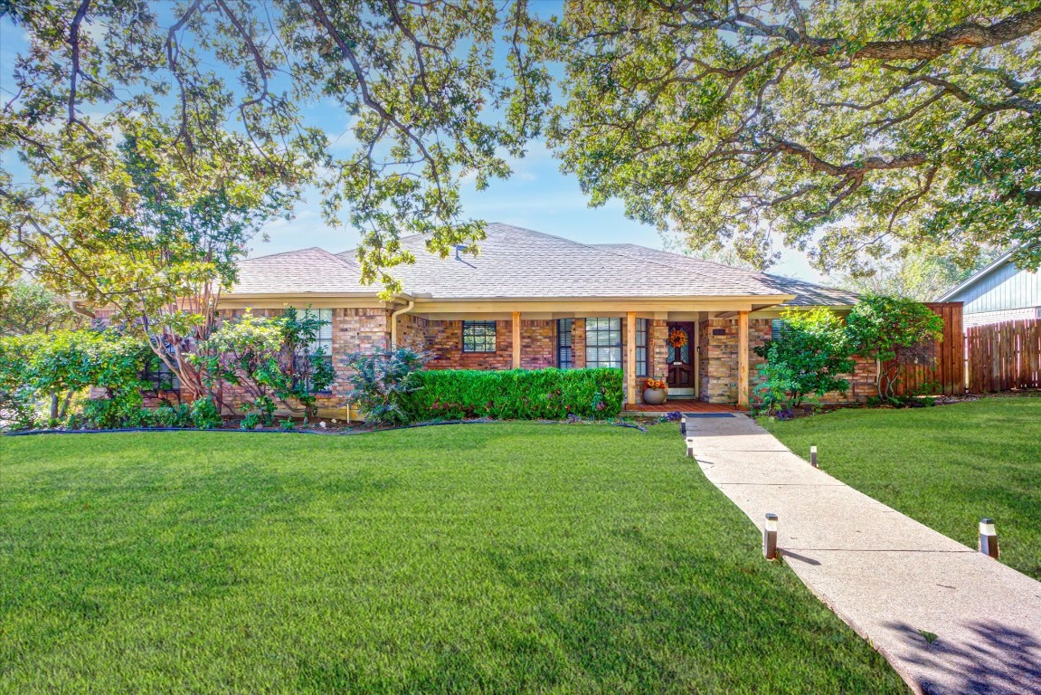 6828 Fair Meadows Drive North Richland Hills TX 76182