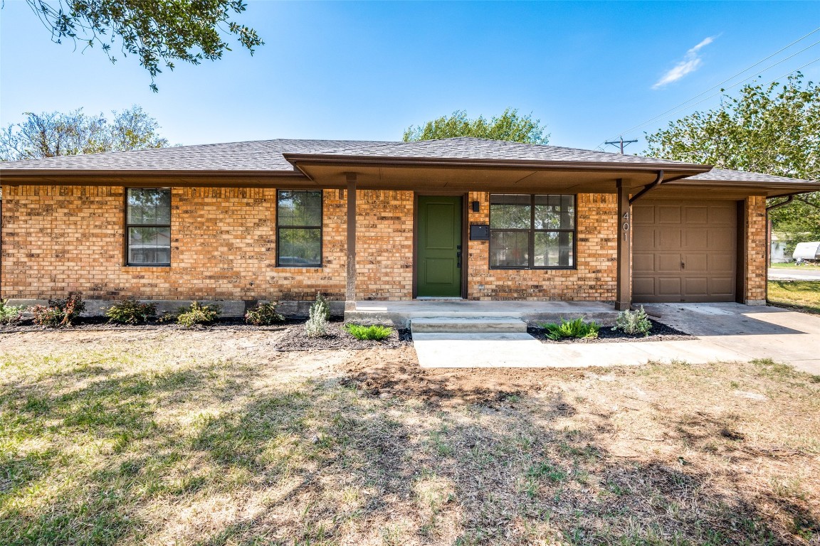 401 S Mable Street Ferris TX 75125
