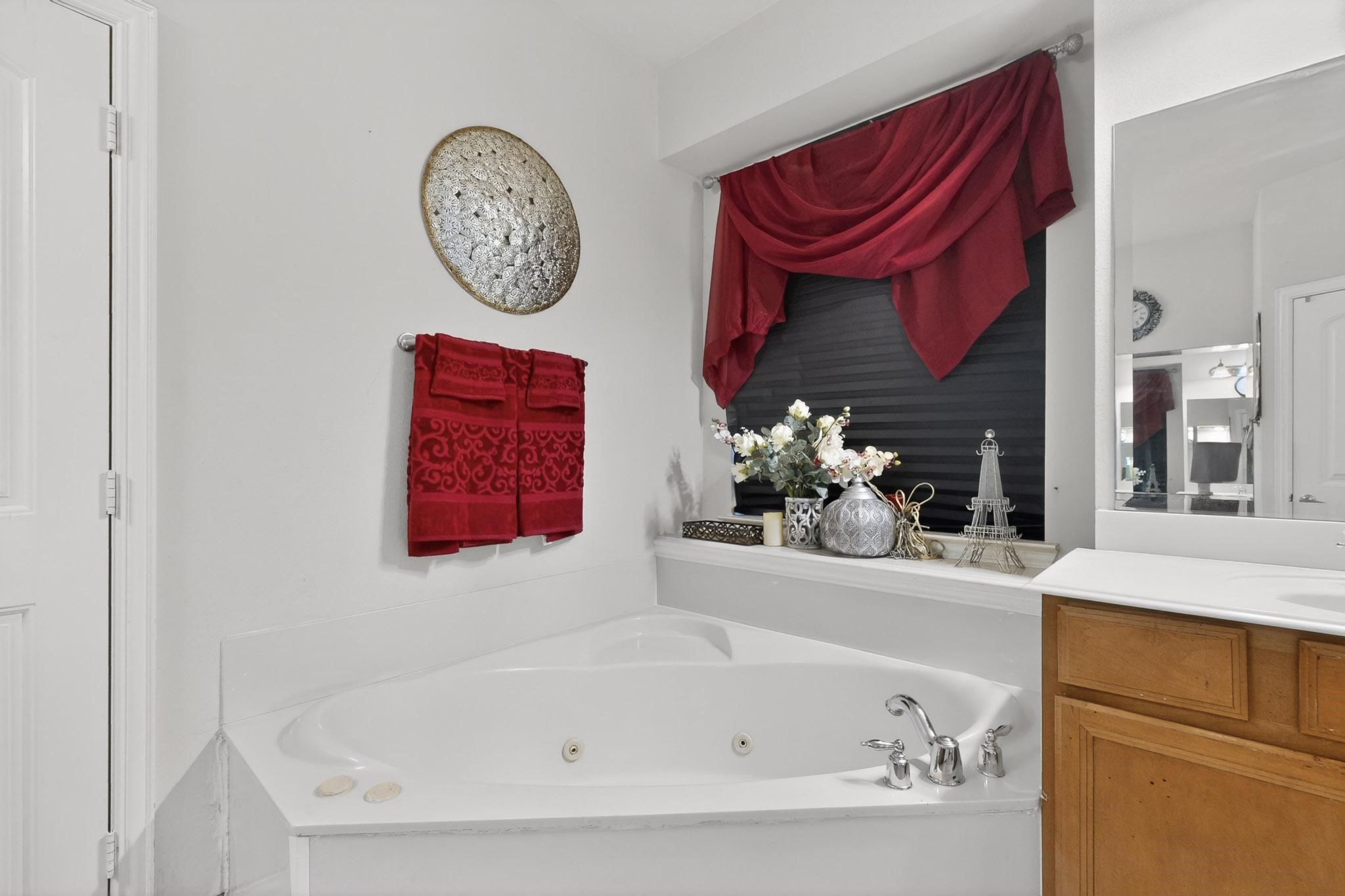 232 Wellington Drive Desoto TX 75115