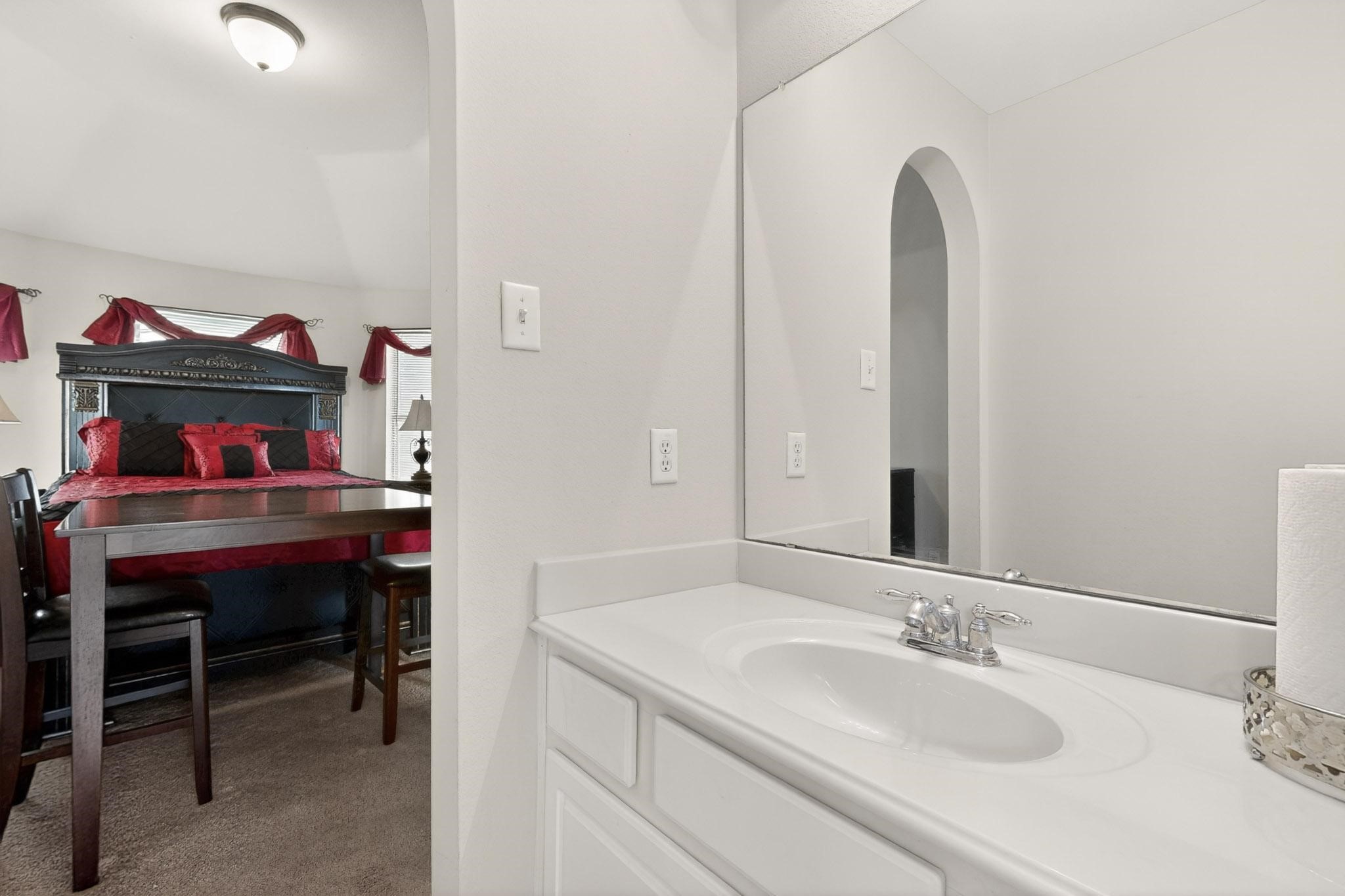 232 Wellington Drive Desoto TX 75115