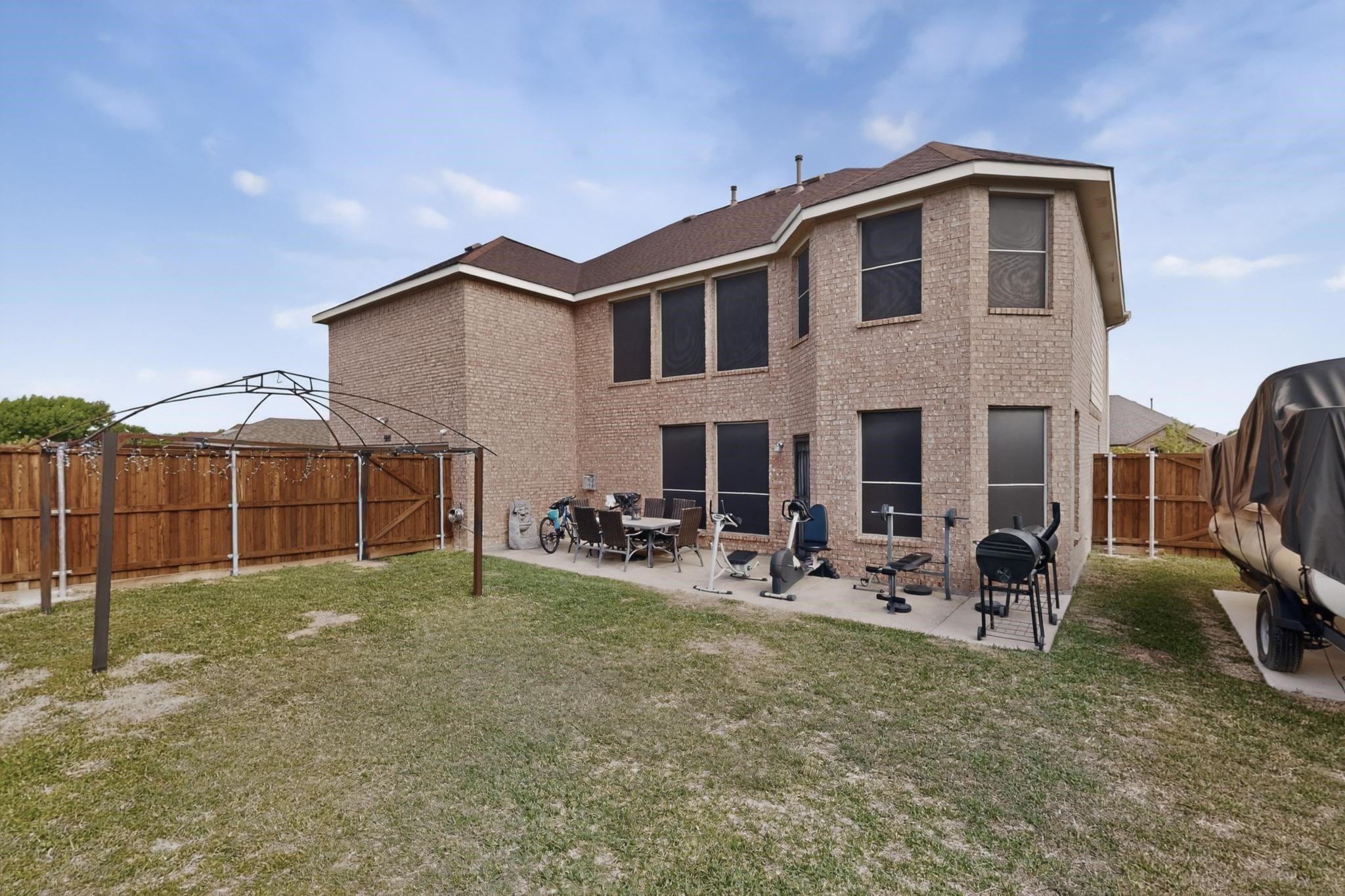 232 Wellington Drive Desoto TX 75115