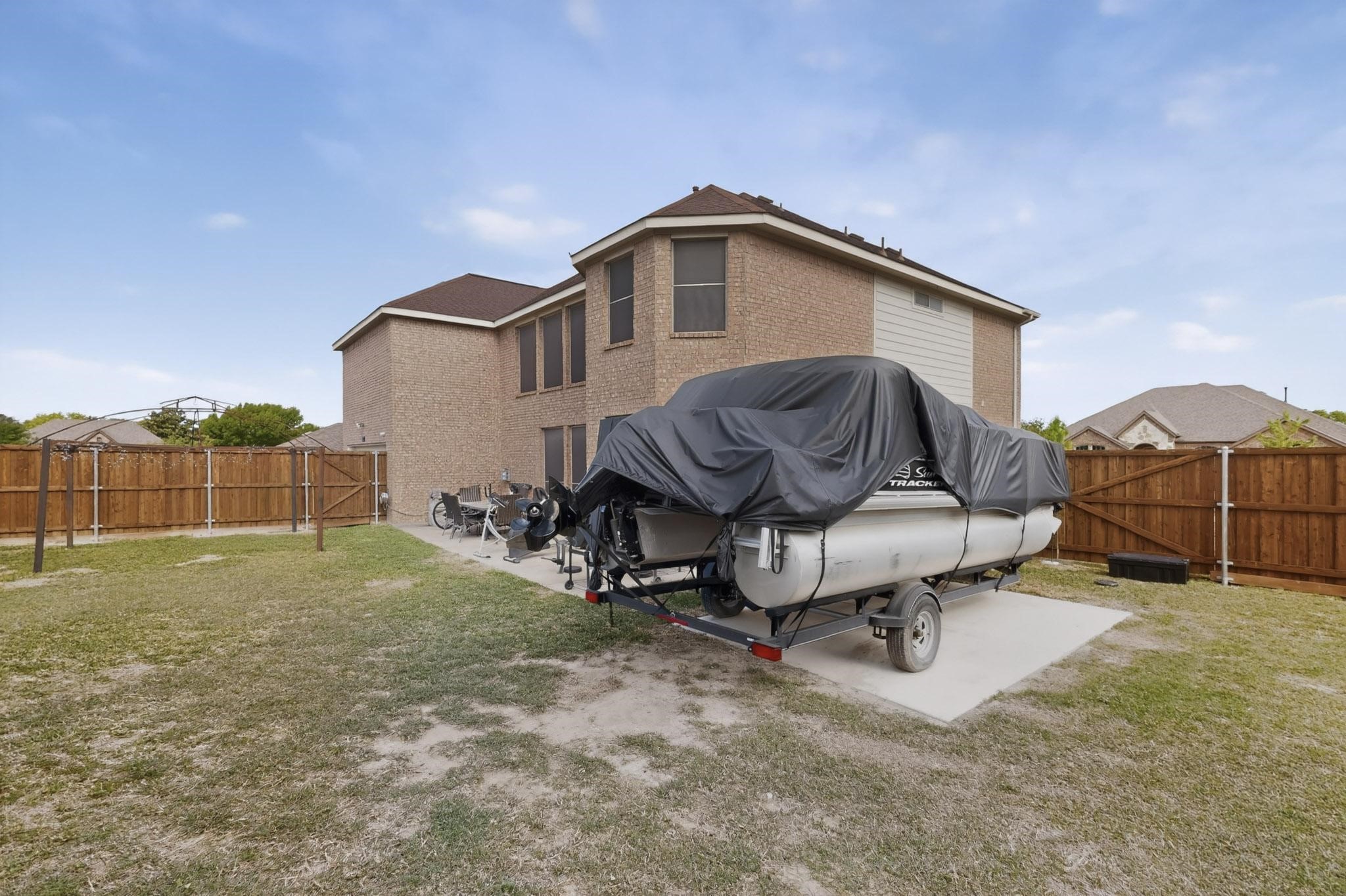 232 Wellington Drive Desoto TX 75115