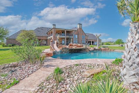 1200 Mcreynolds Sanger TX 76266