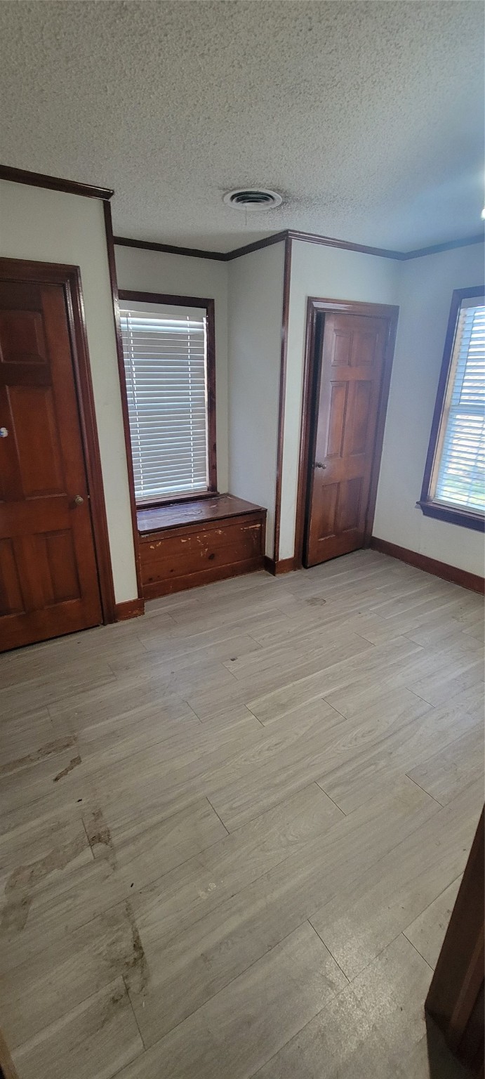 2517 Forest Avenue Fort Worth TX 76112