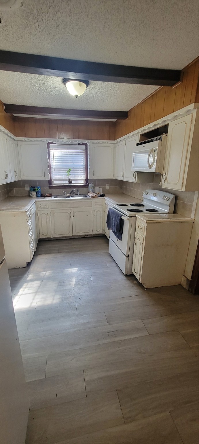 2517 Forest Avenue Fort Worth TX 76112