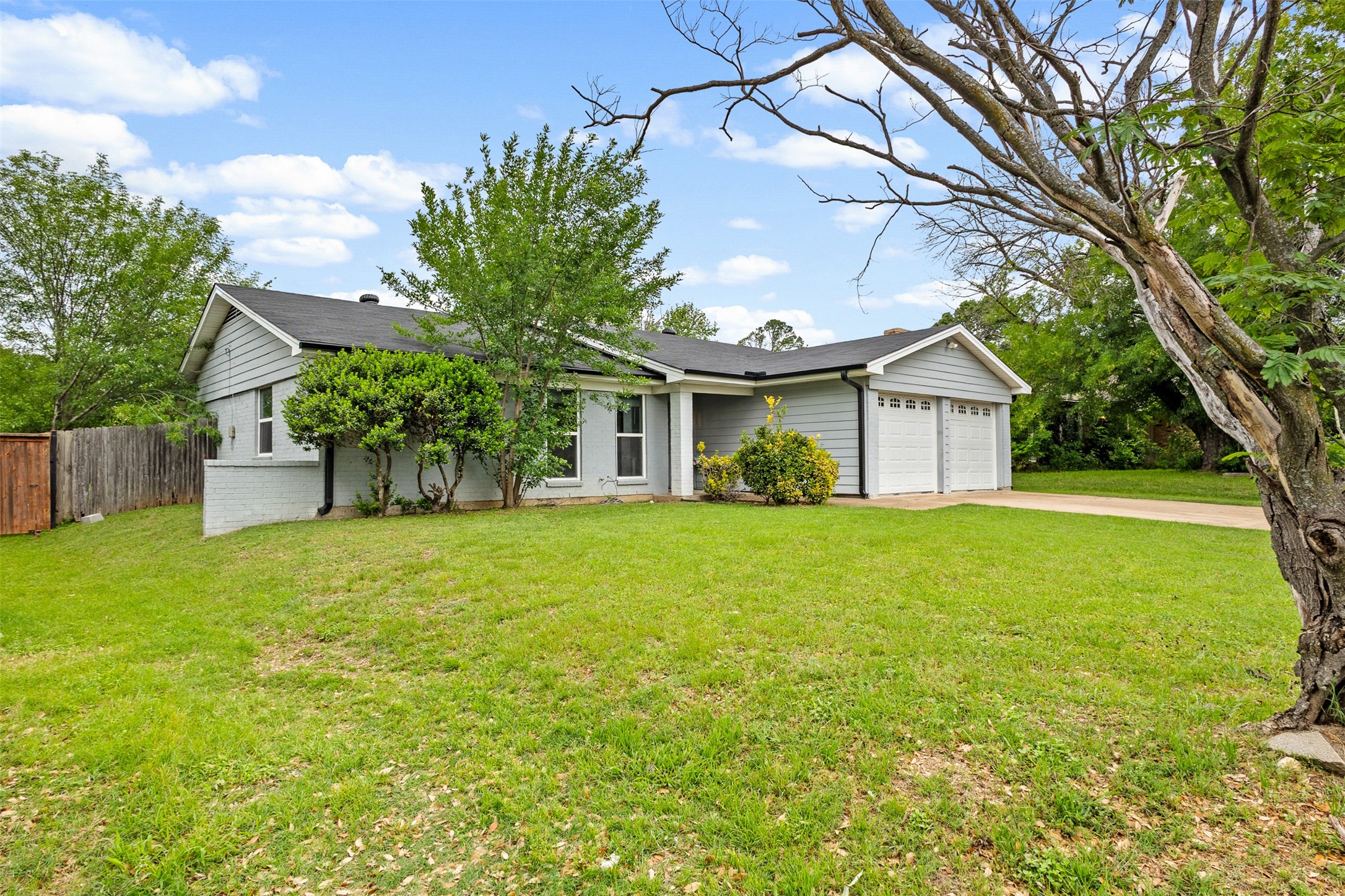 6808 Woodway Drive Fort Worth TX 76133