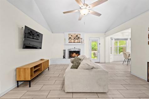 6808 Woodway Drive Fort Worth TX 76133