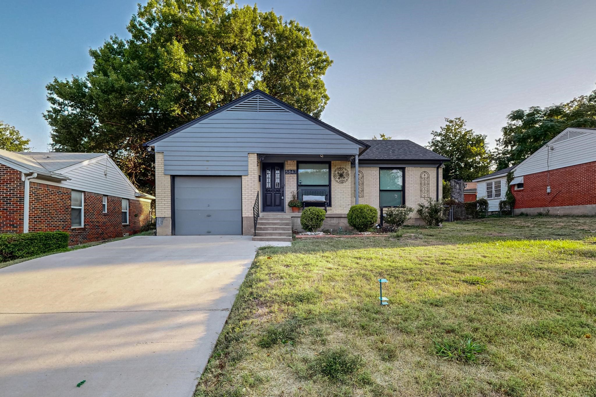 5847 Wofford Avenue Dallas TX 75227
