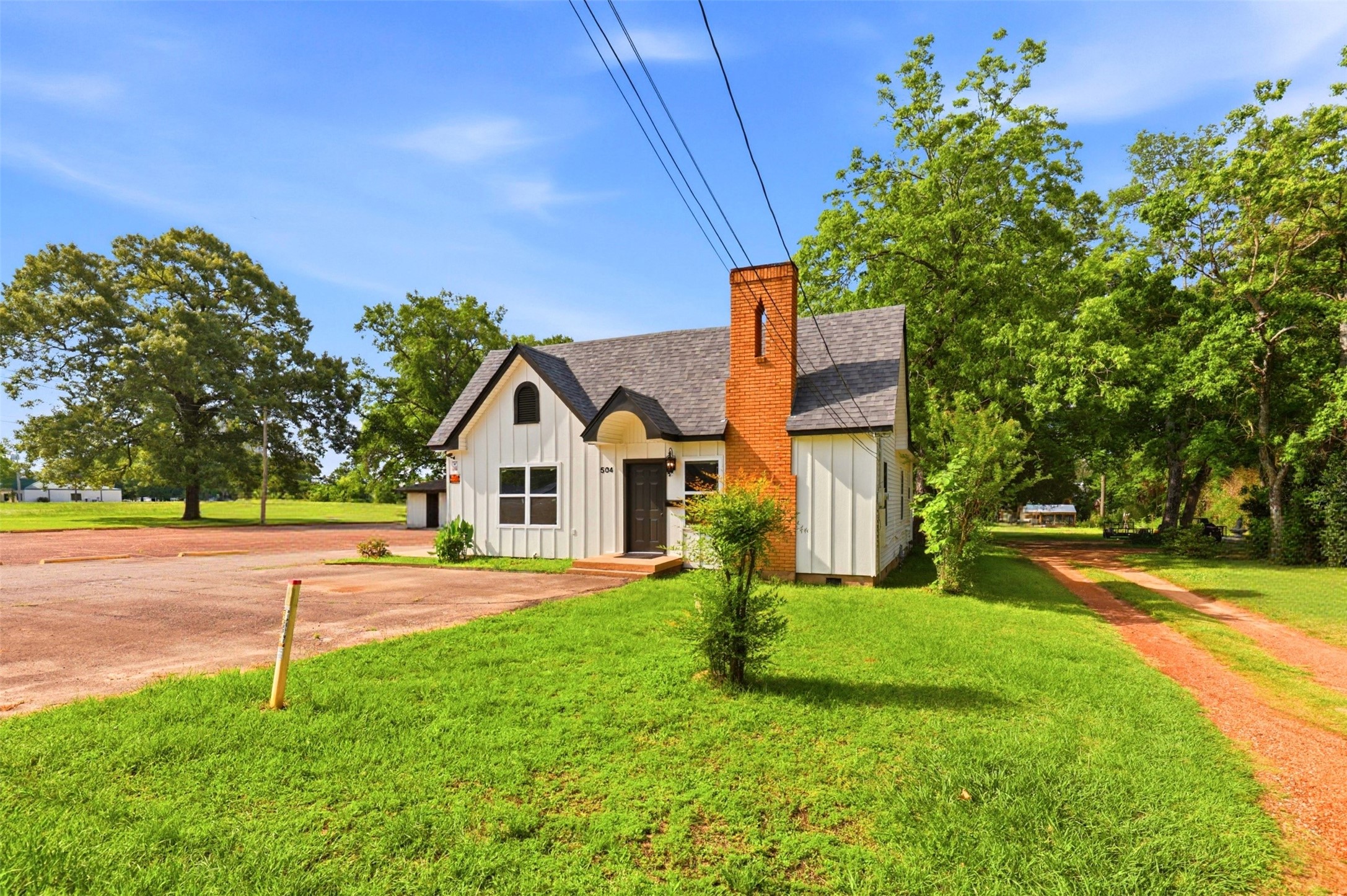 504 Quitman Street Pittsburg TX 75686