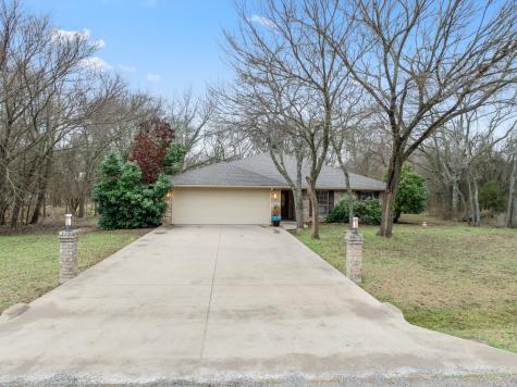12213 Rolling Oaks Drive Whitney TX 76692