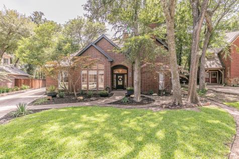 2807 Carriage Trail Mckinney TX 75072