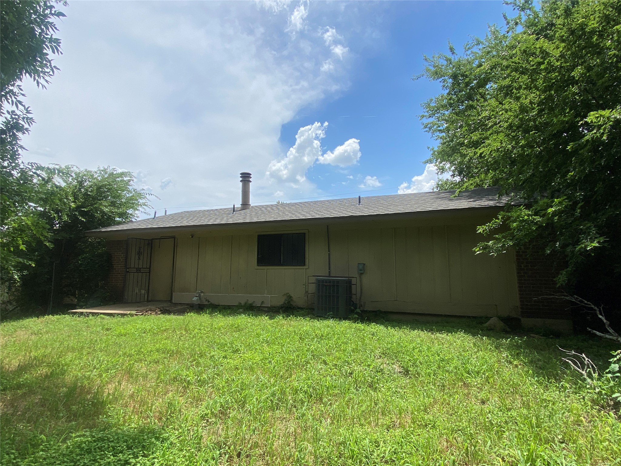 2666 Kellogg Avenue Dallas TX 75216