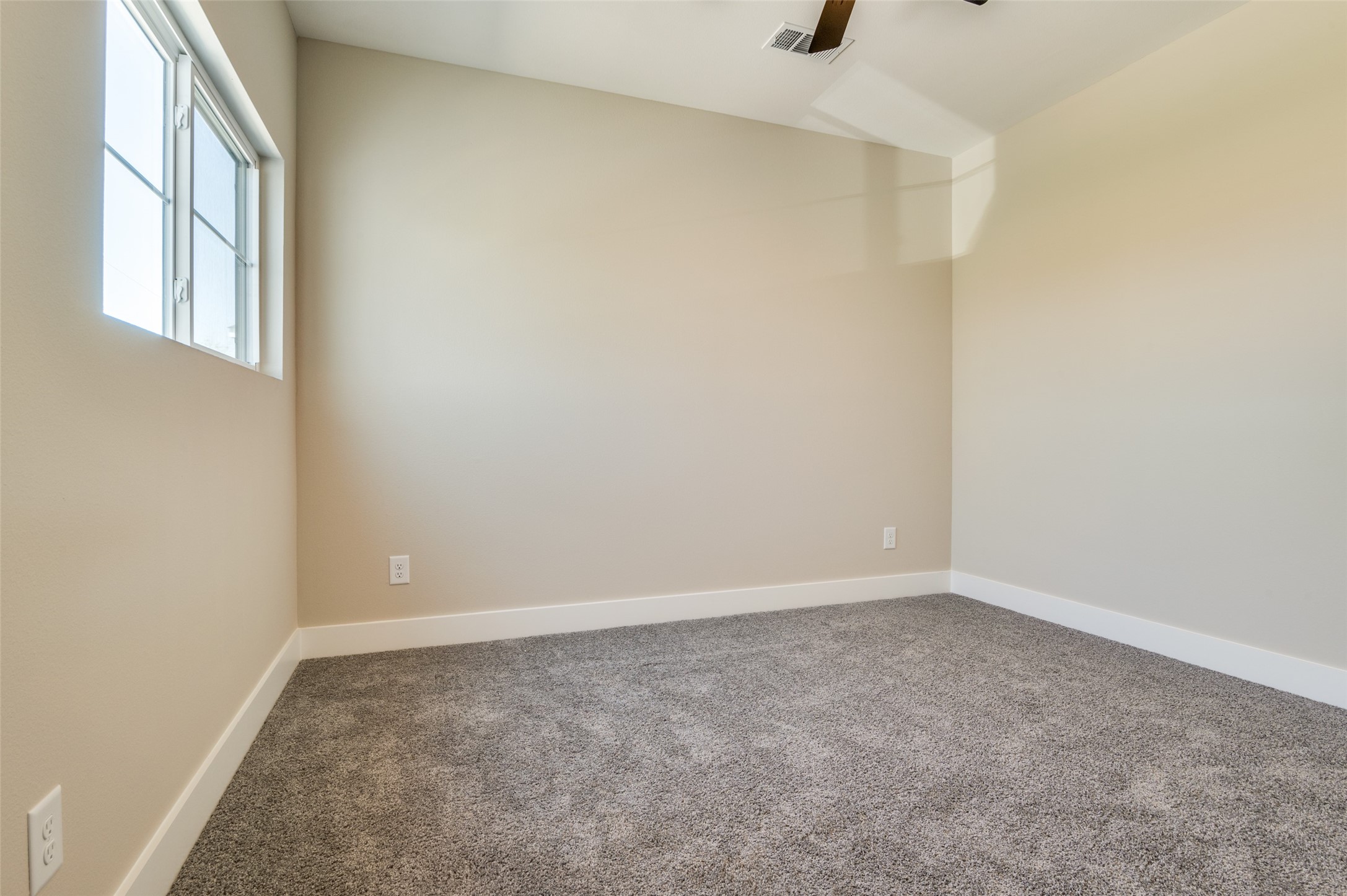 706 Perry Avenue Waxahachie TX 75165
