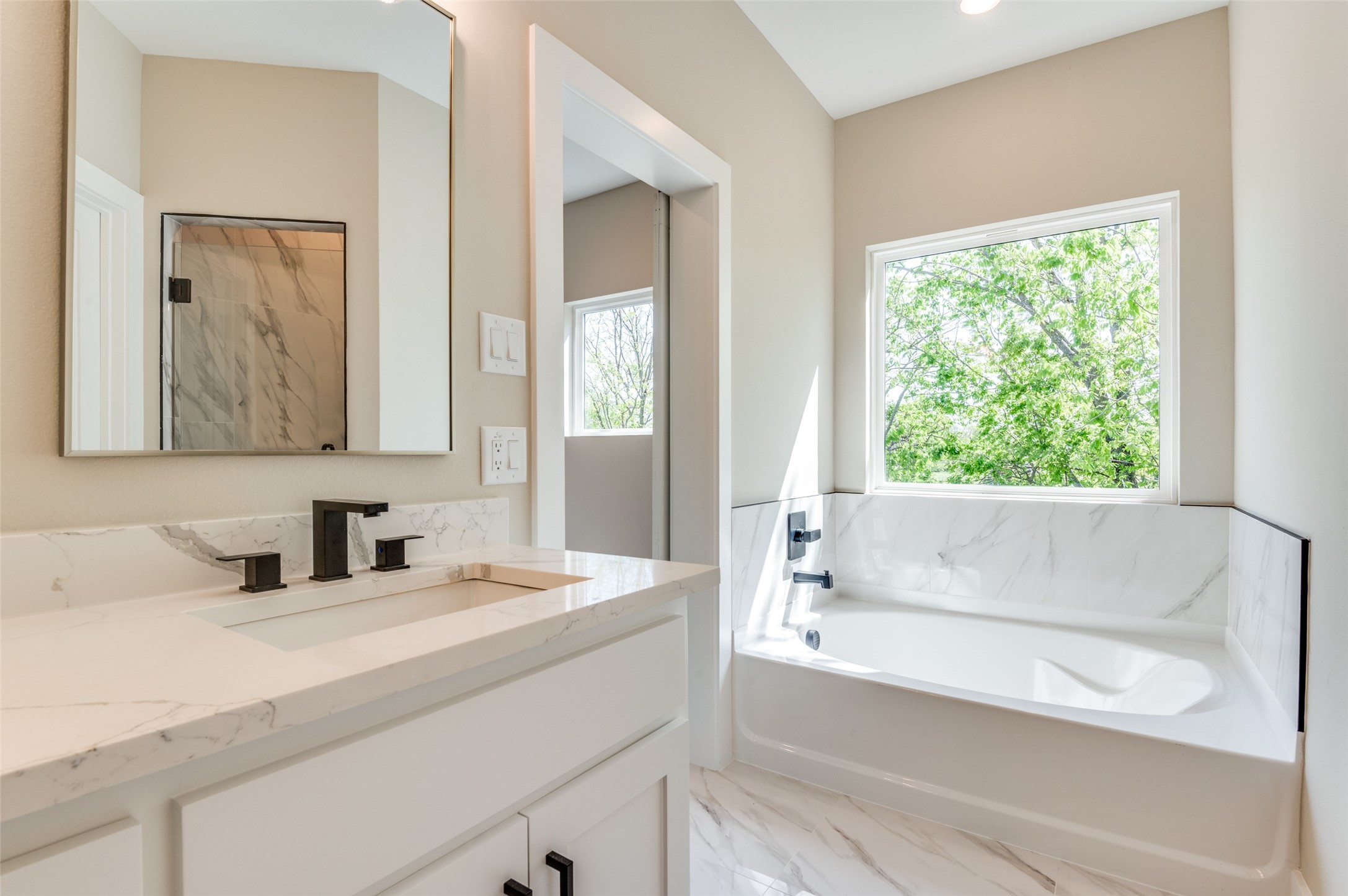 706 Perry Avenue Waxahachie TX 75165